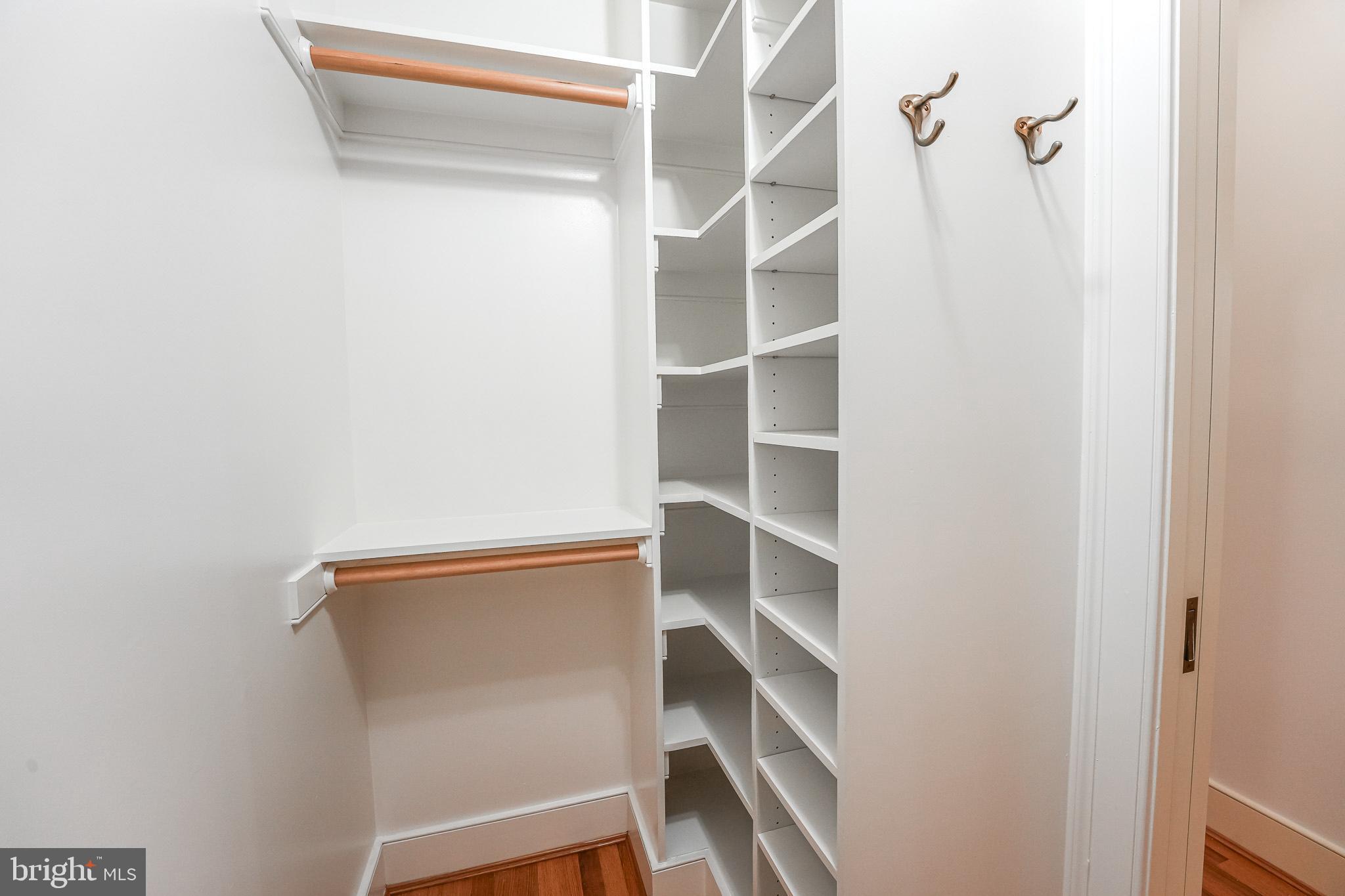 BROOKMONT - Residential