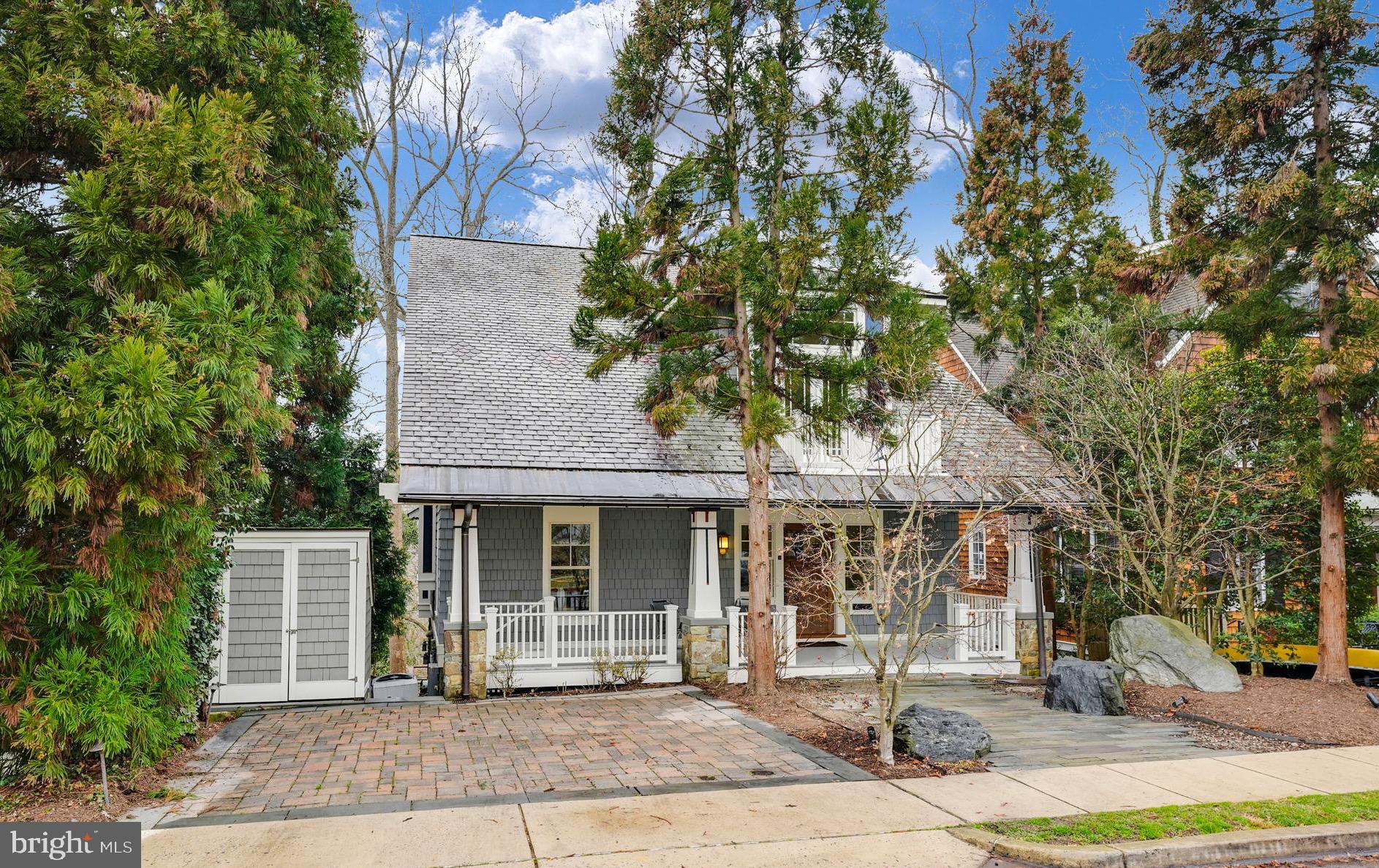 BROOKMONT - Residential