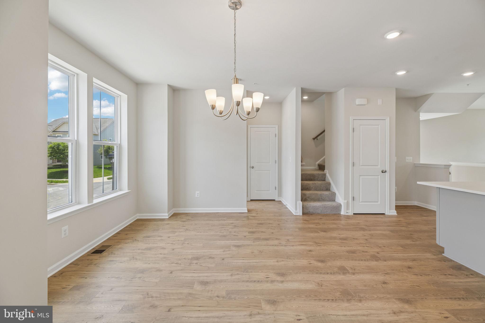 9738 GAELIC PLACE