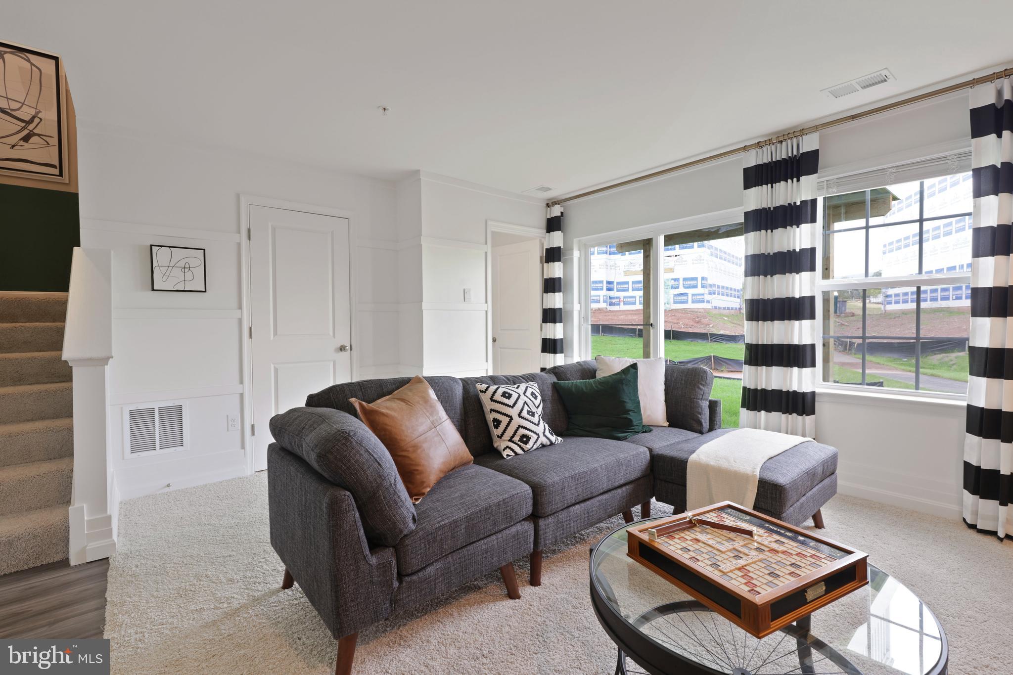 TUSCARORA CREEK - Residential