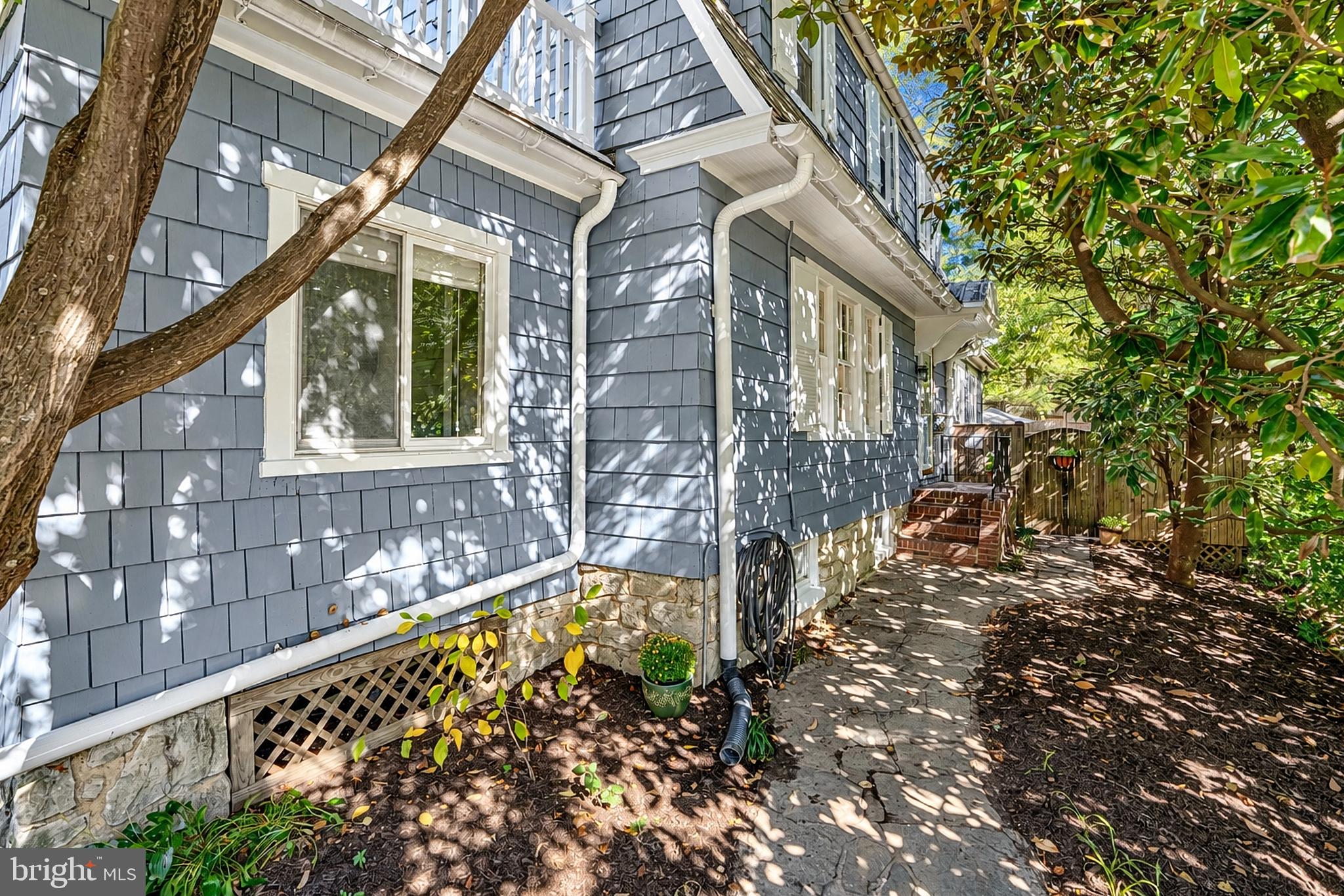 115 HAWTHORN ROAD