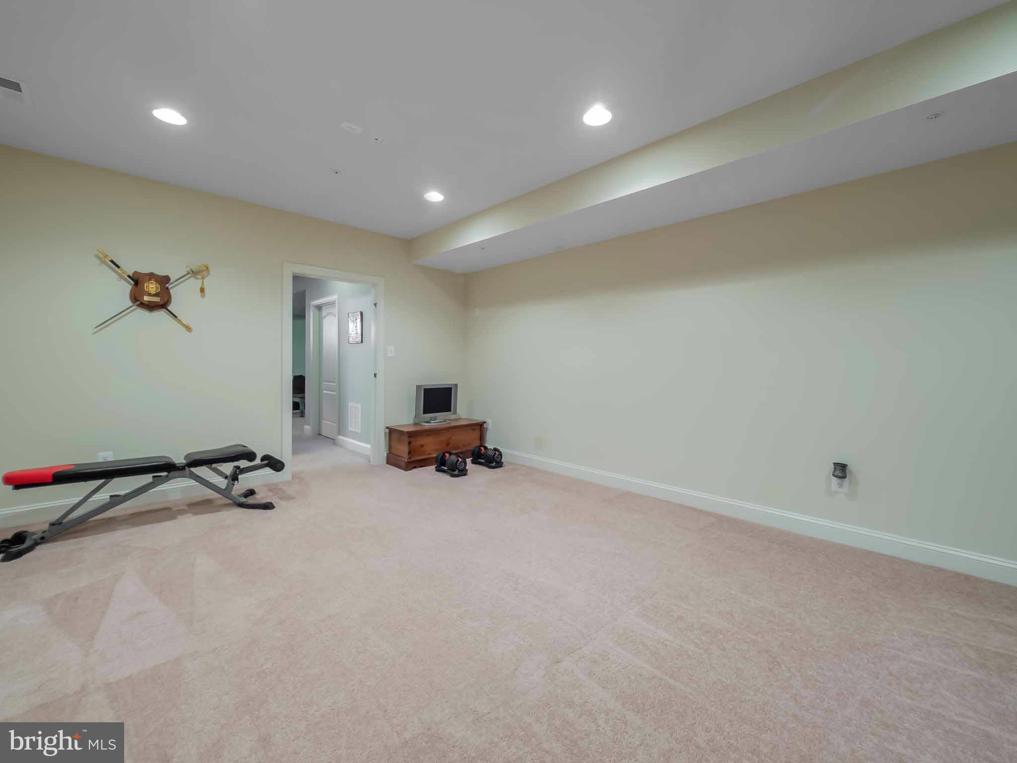 BROAD CREEK - Residential