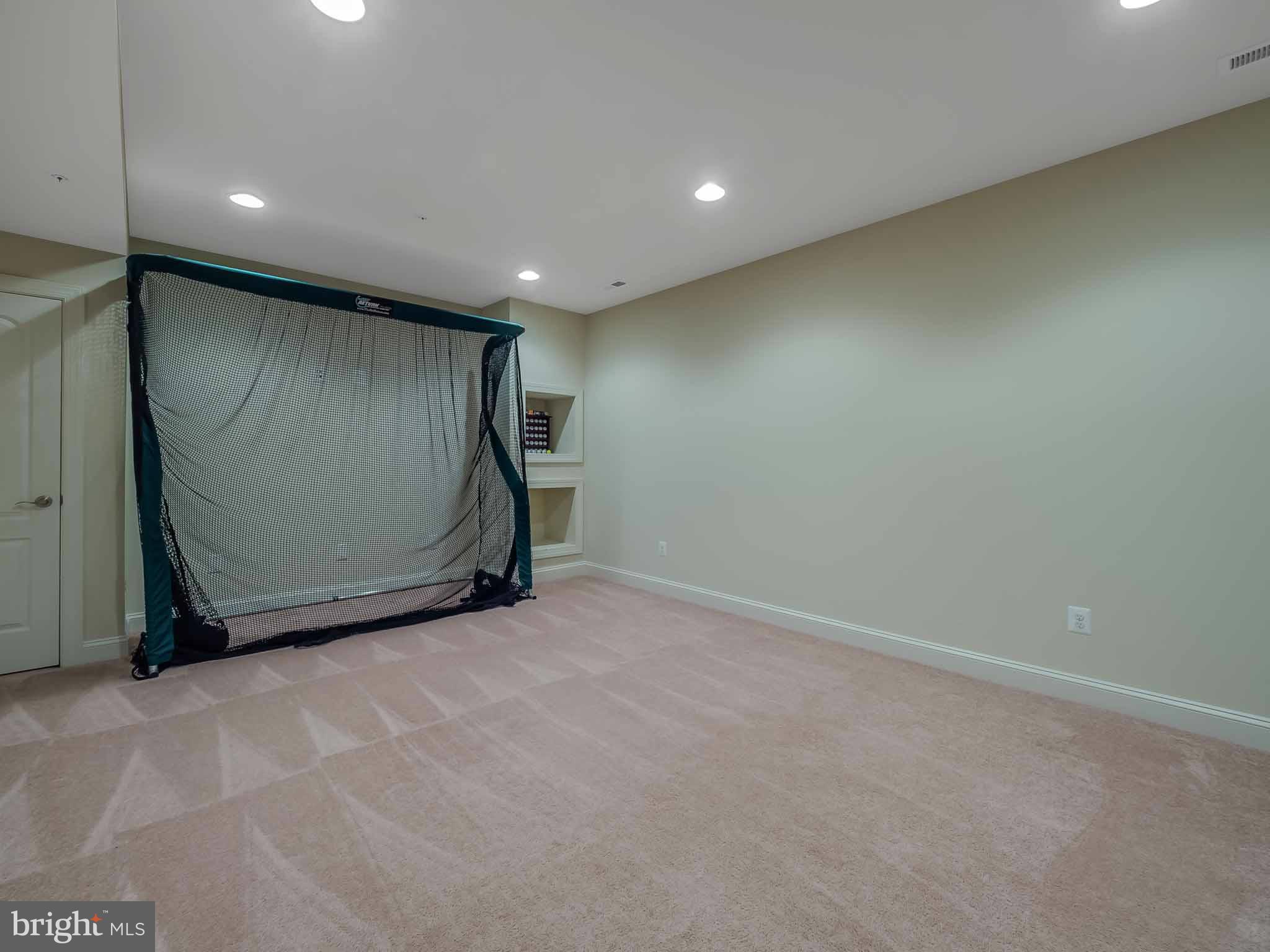 BROAD CREEK - Residential