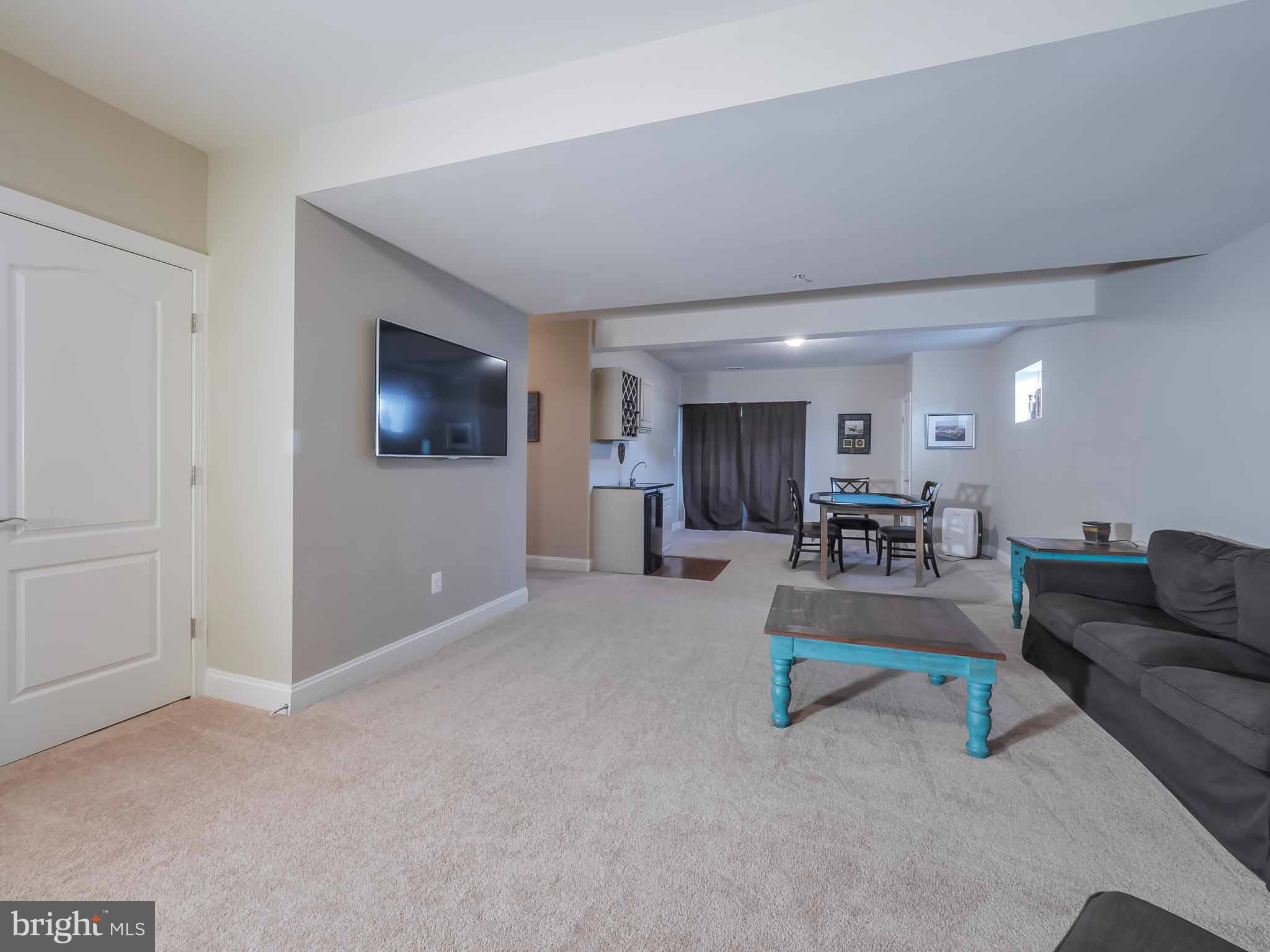 BROAD CREEK - Residential