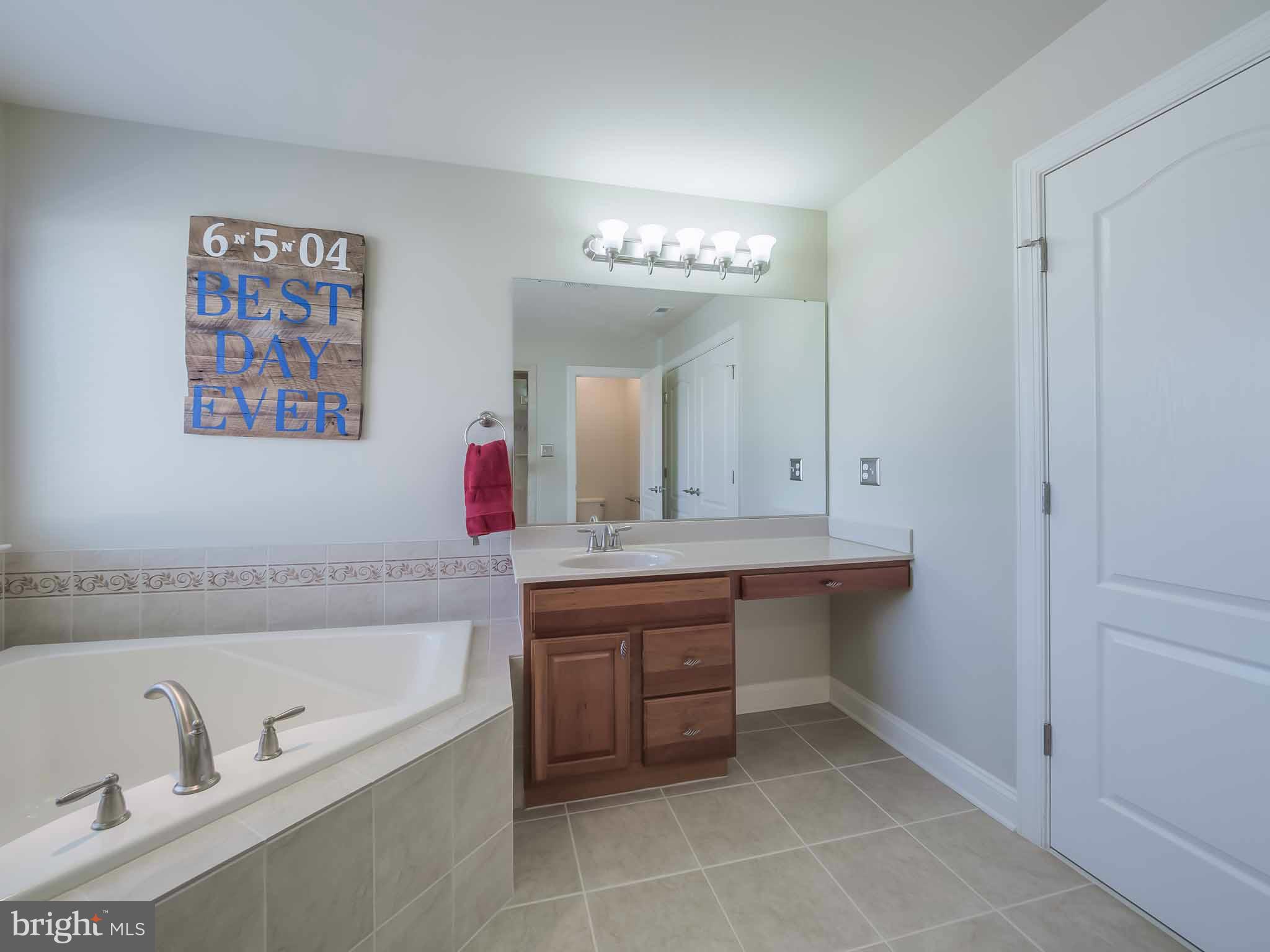 BROAD CREEK - Residential