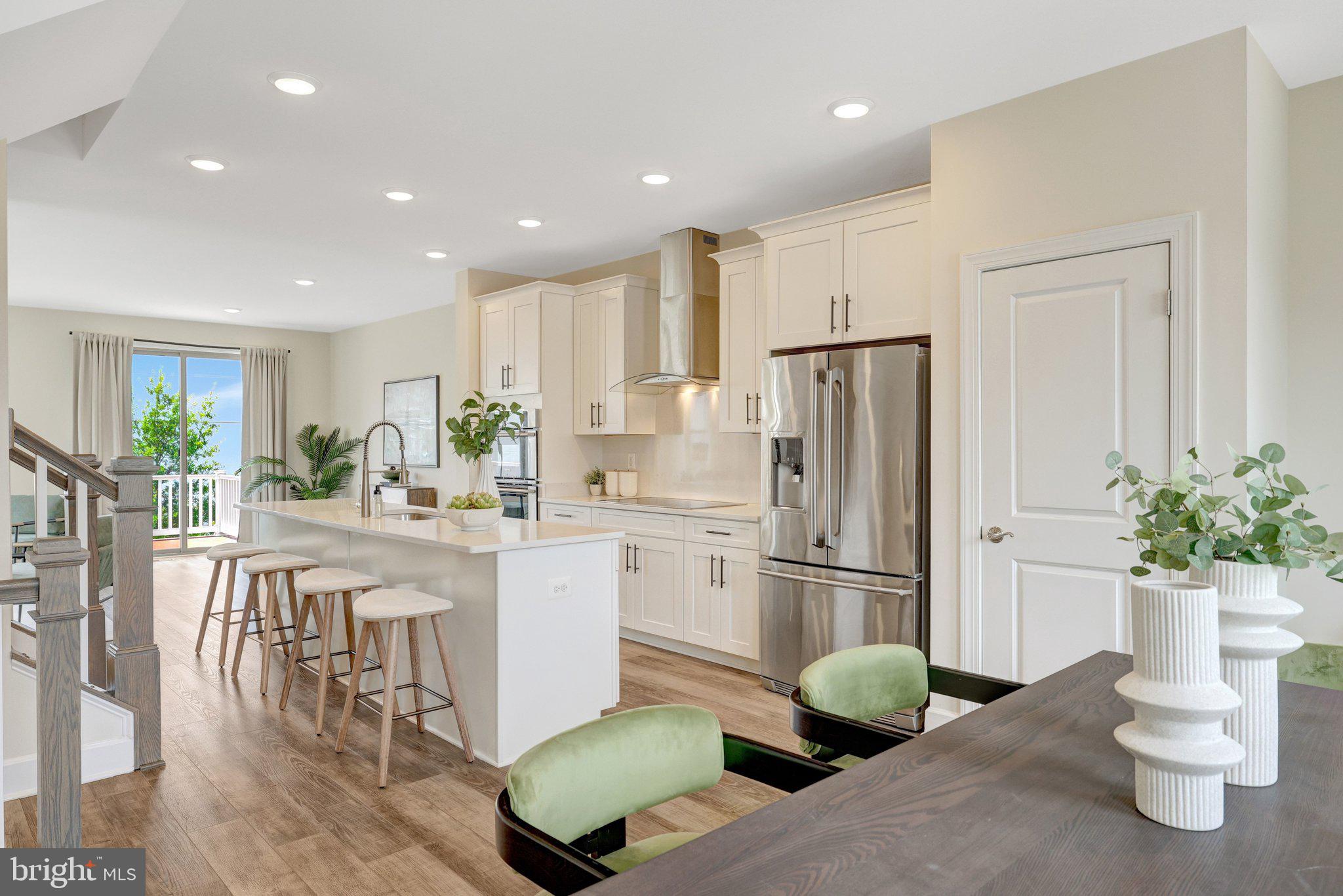45369 DAVENO SQUARE