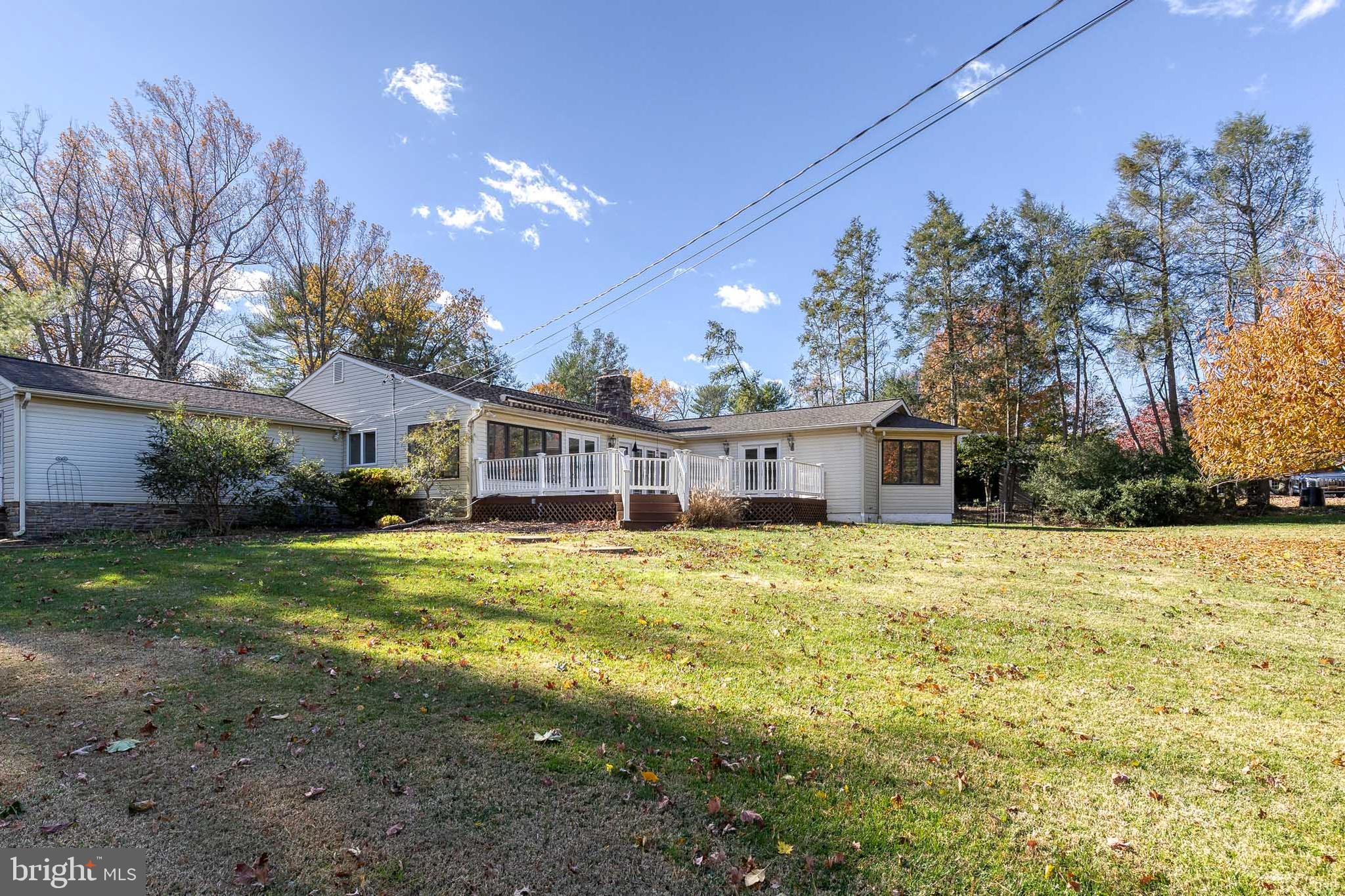 HAMPTON VILLAGE - Residential