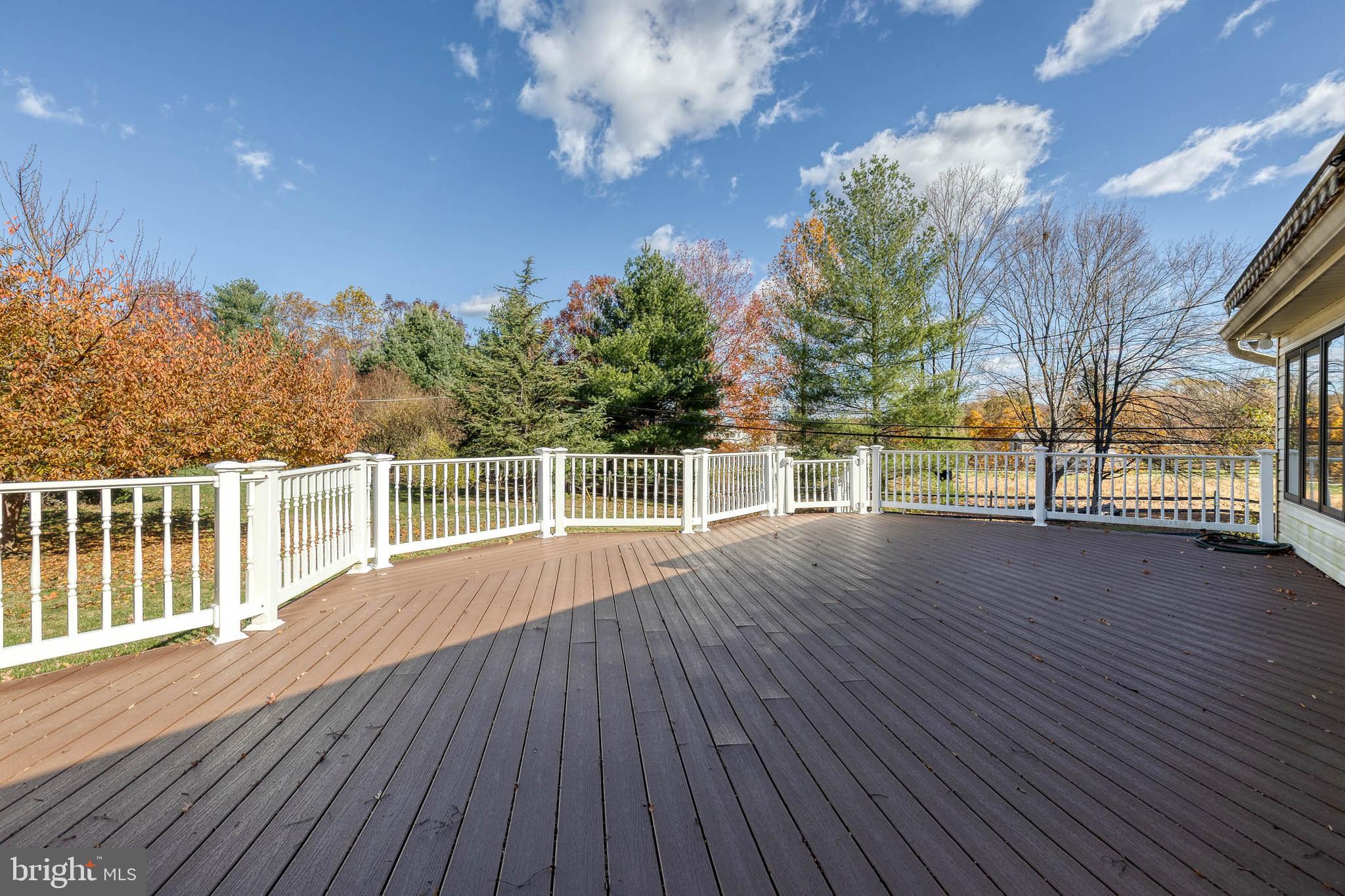 HAMPTON VILLAGE - Residential