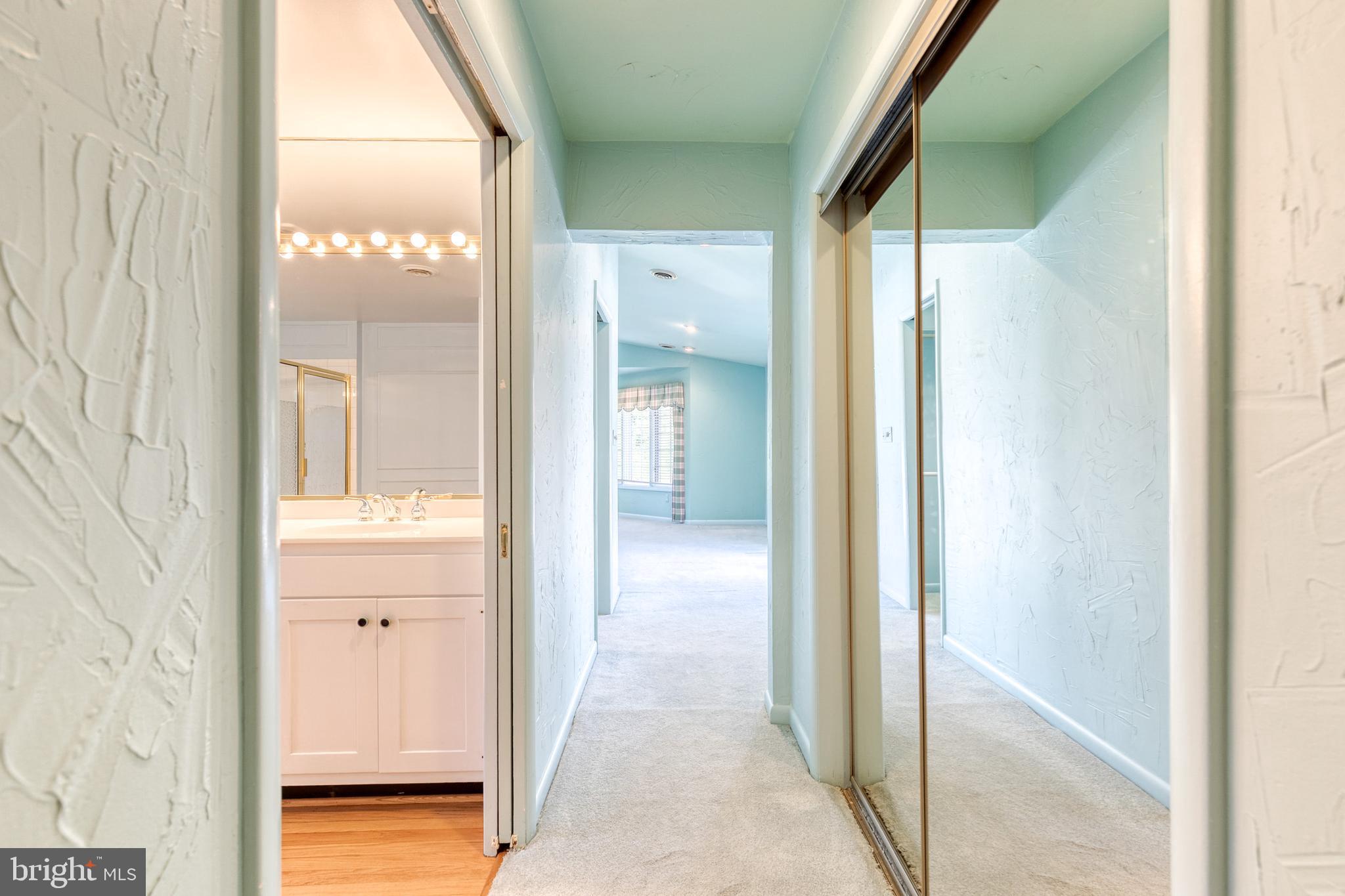 HAMPTON VILLAGE - Residential