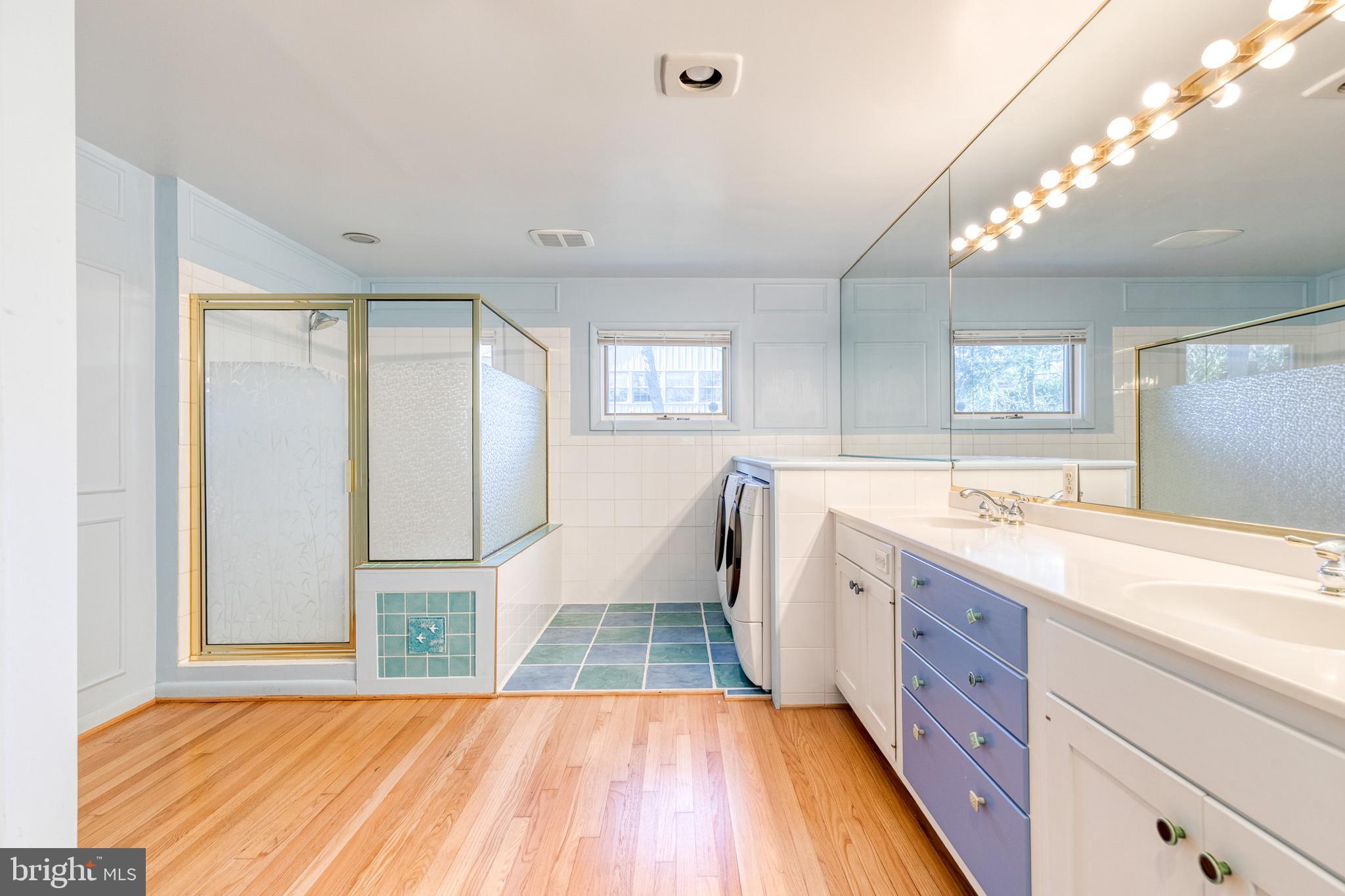 HAMPTON VILLAGE - Residential