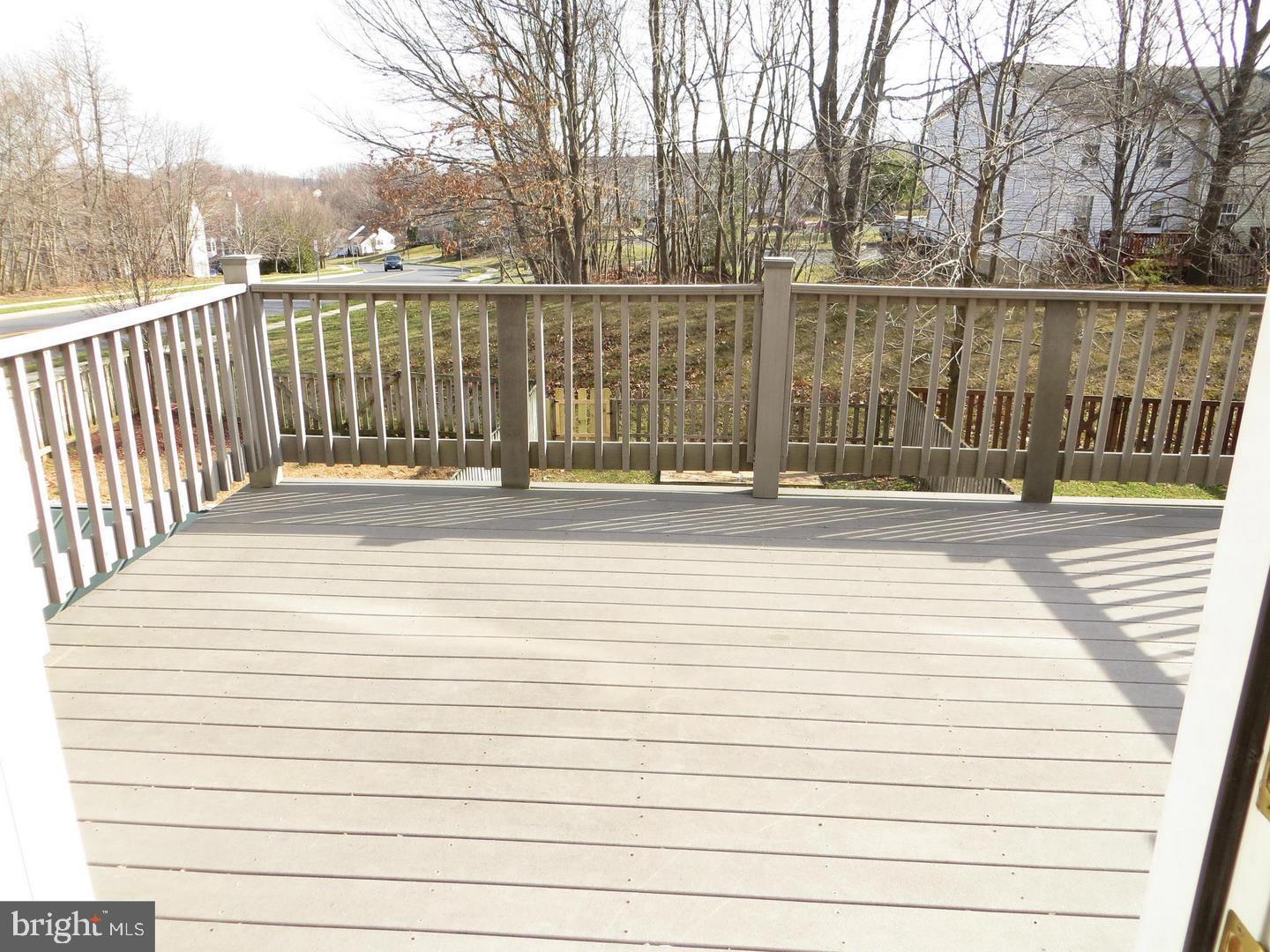 RIVERSIDE - Residential Lease