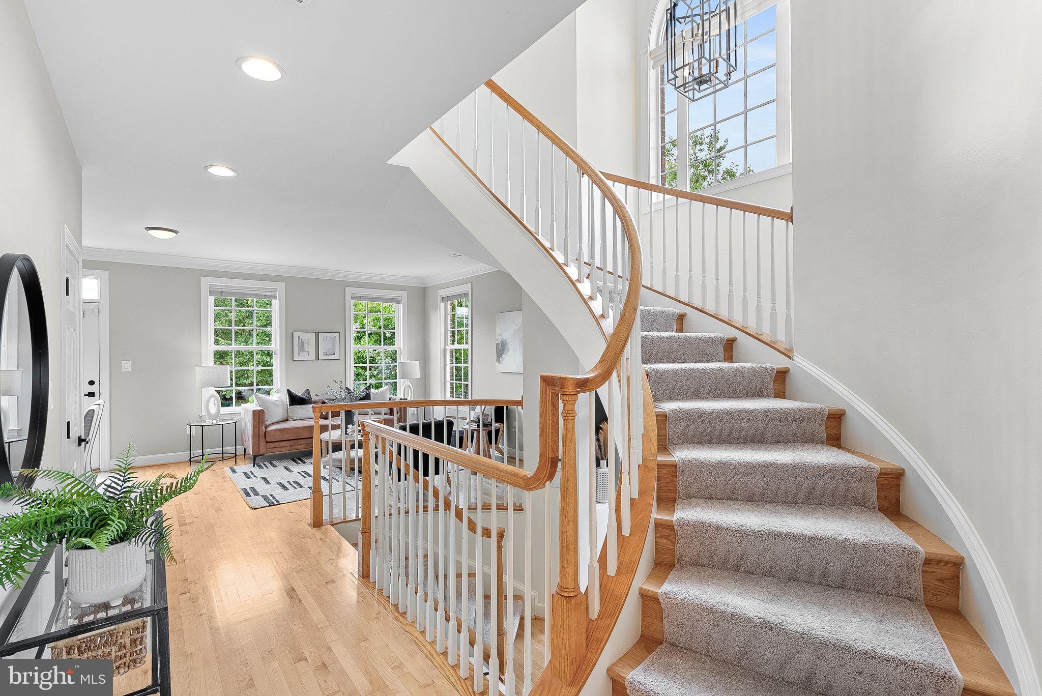 112 MONROE MILLS LANE