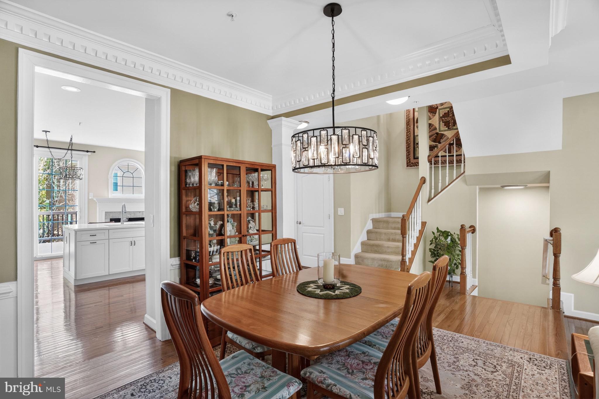 COUNTRY CREEK - Residential