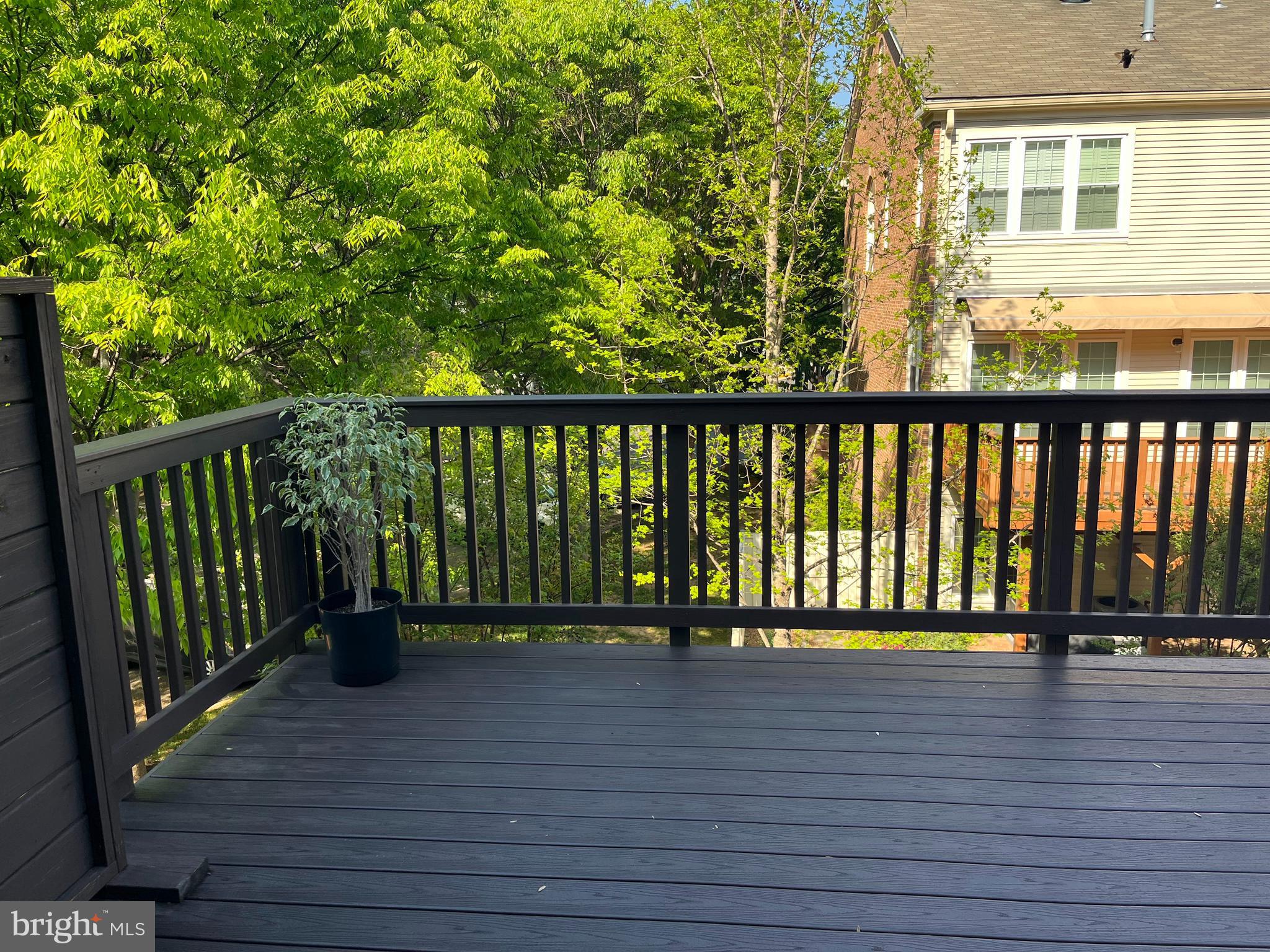 COUNTRY CREEK - Residential