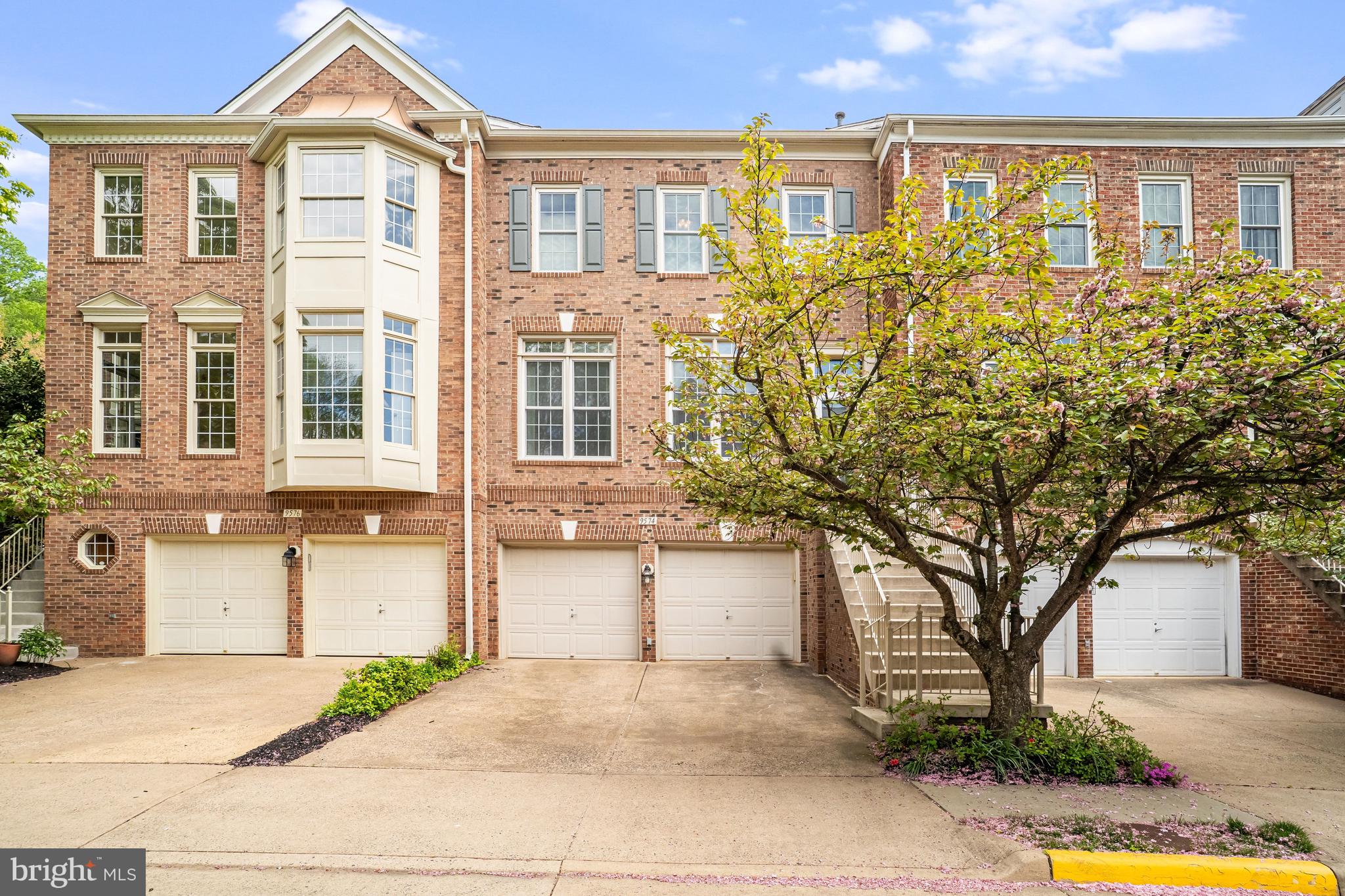 COUNTRY CREEK - Residential