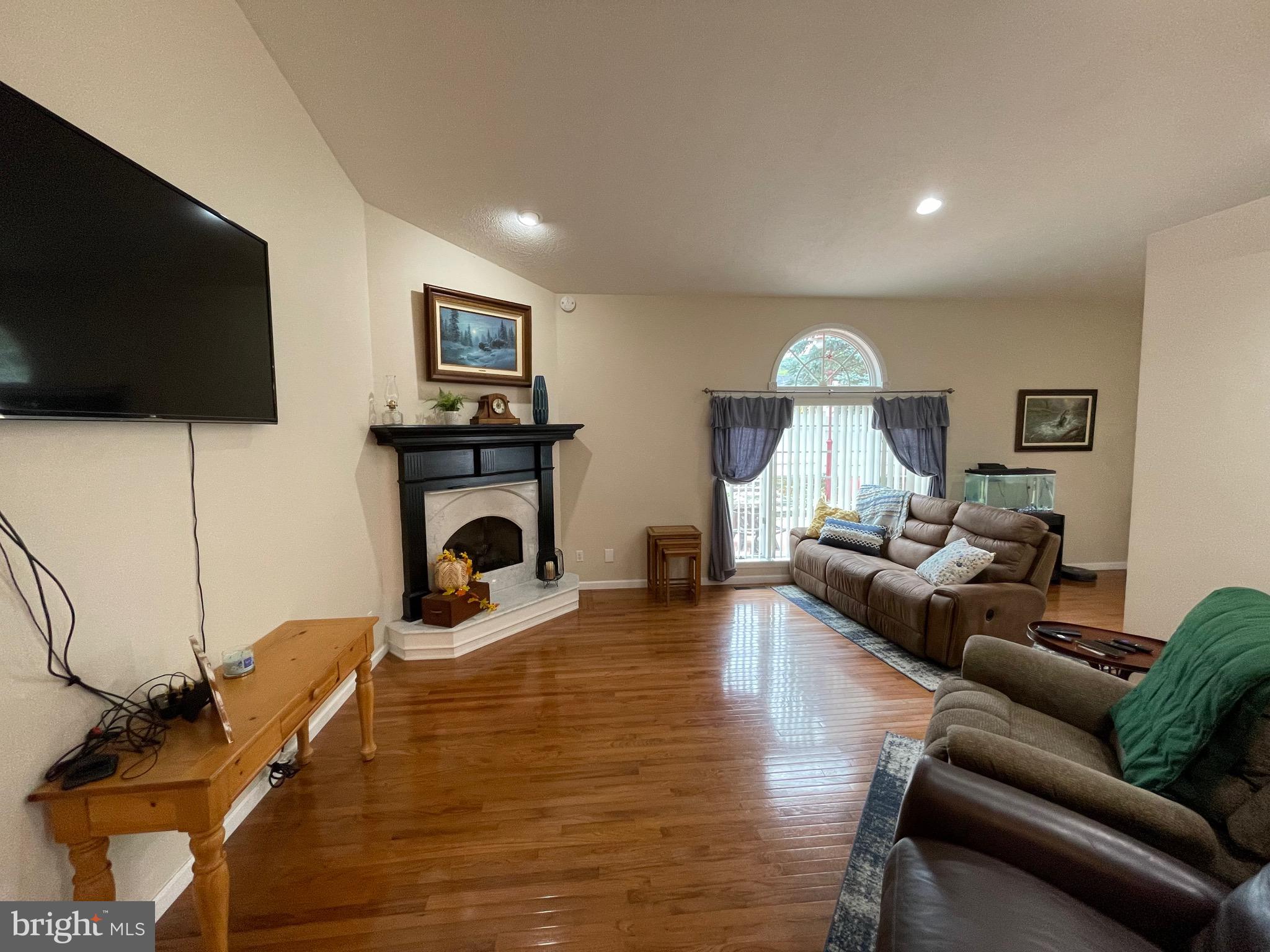 AIRPORT ADDITION - Residential