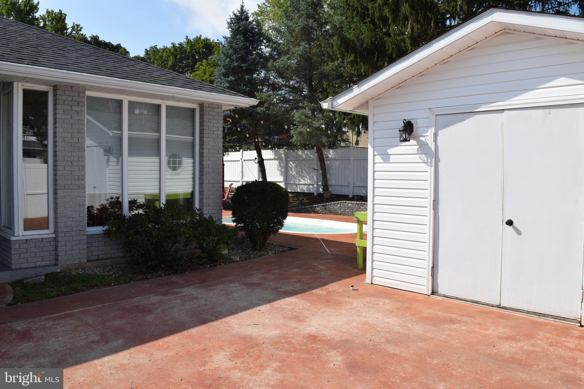 AIRPORT ADDITION - Residential