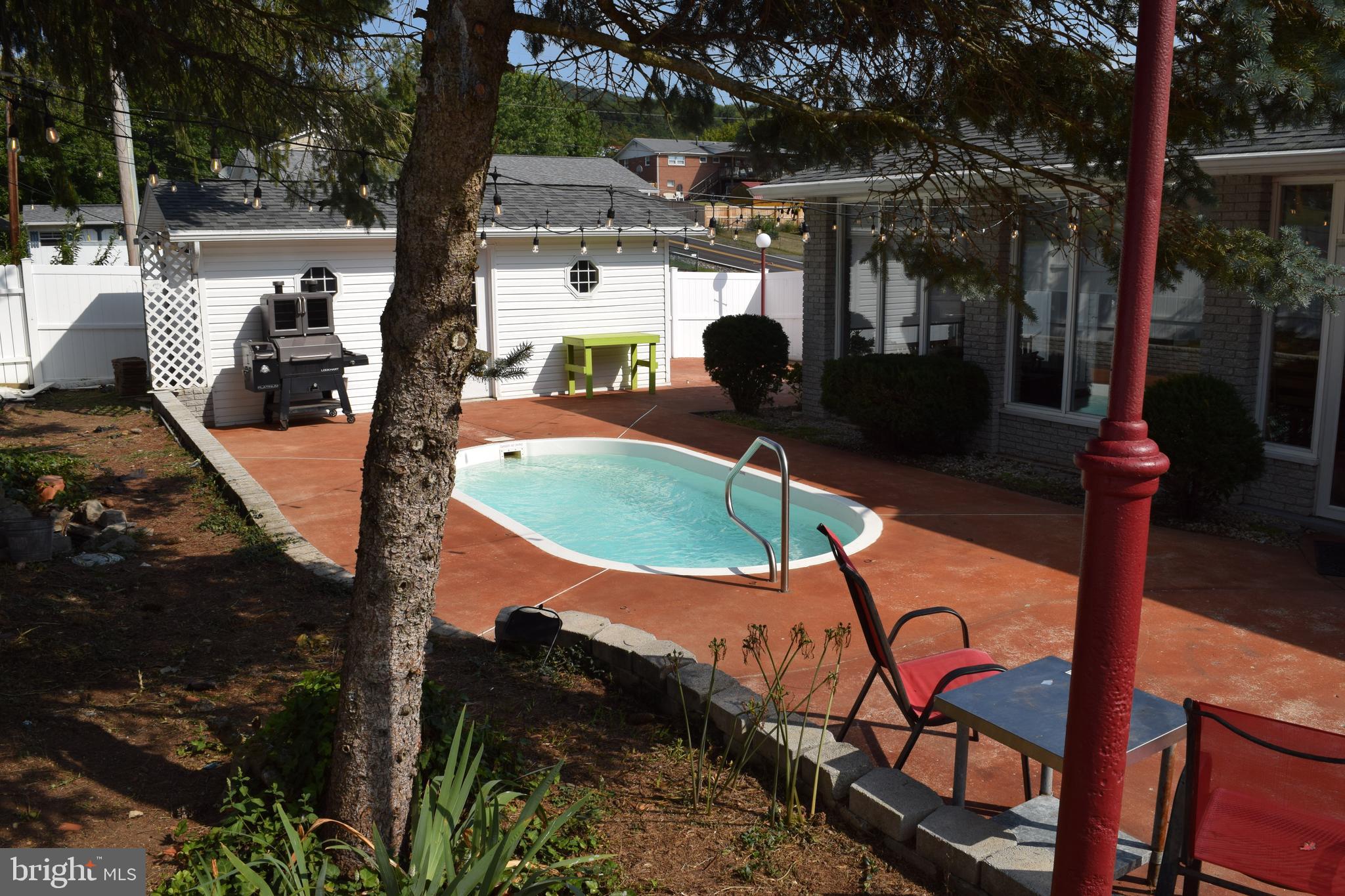 AIRPORT ADDITION - Residential