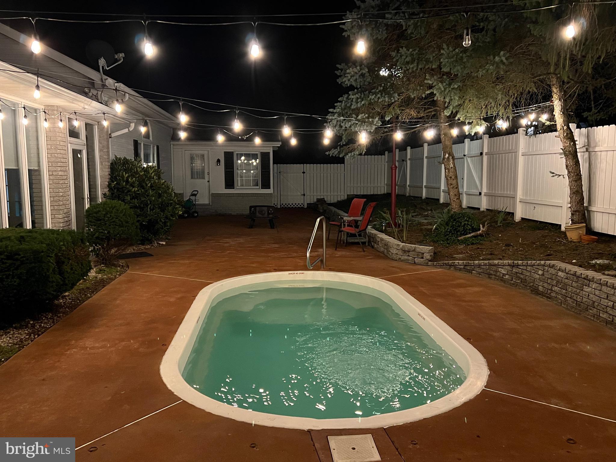 AIRPORT ADDITION - Residential