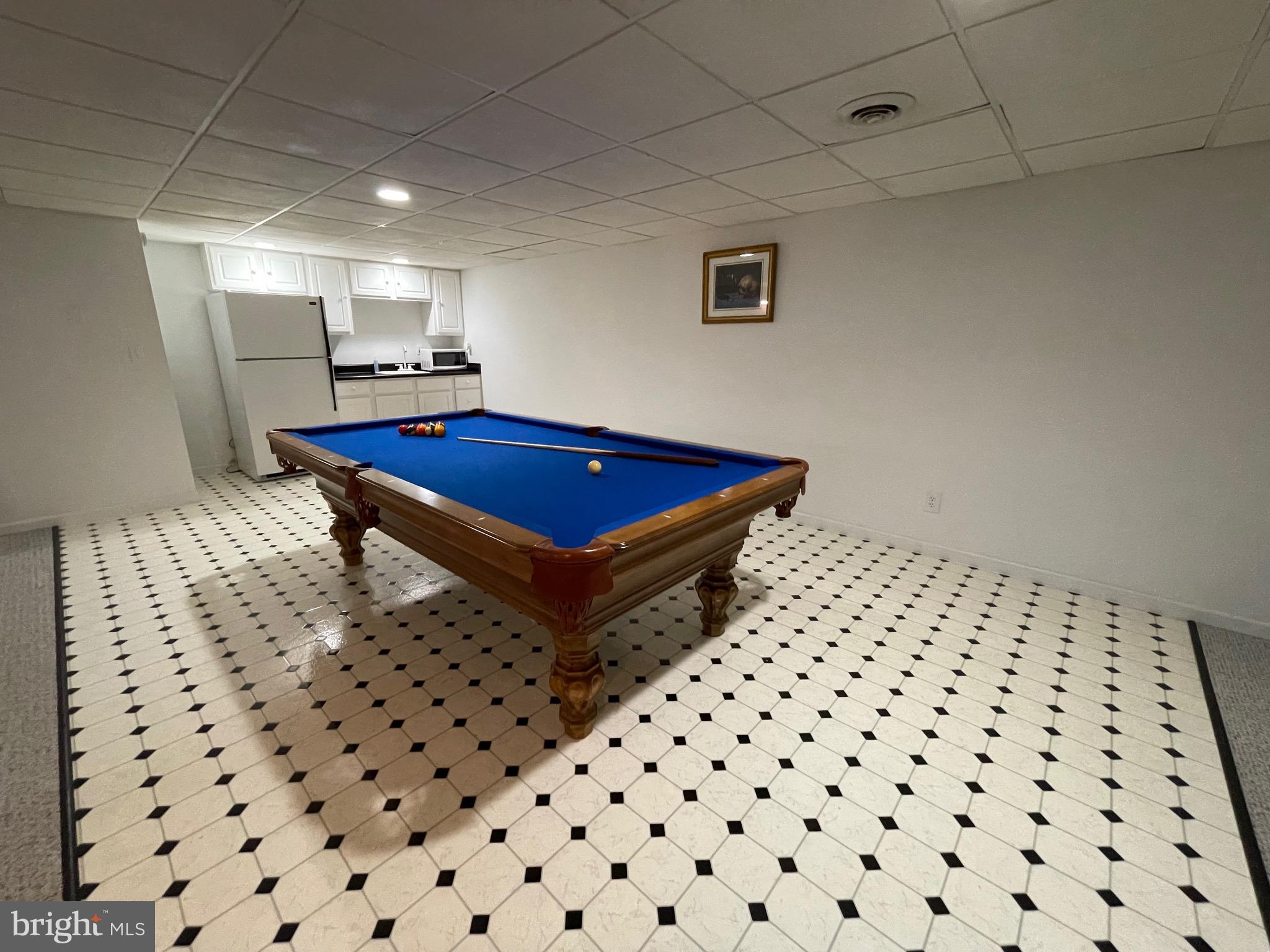 AIRPORT ADDITION - Residential