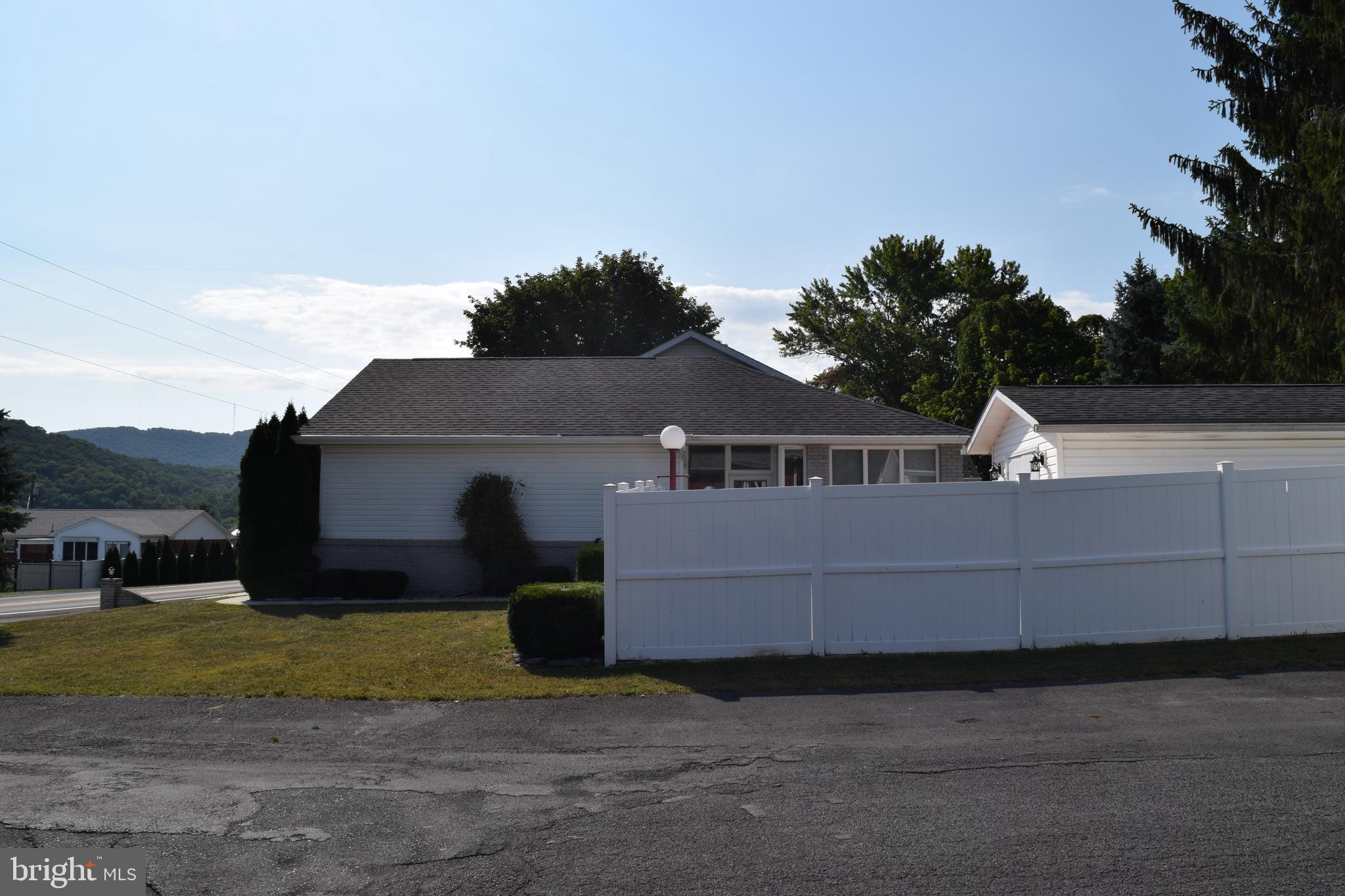 AIRPORT ADDITION - Residential