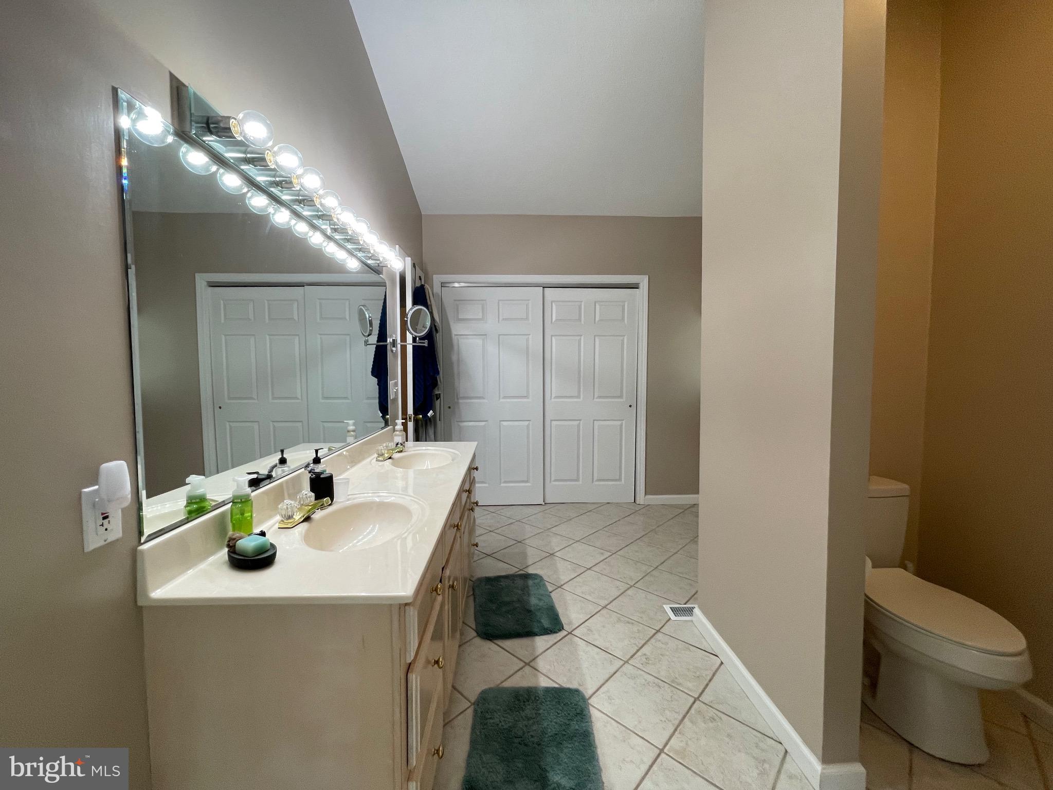 AIRPORT ADDITION - Residential