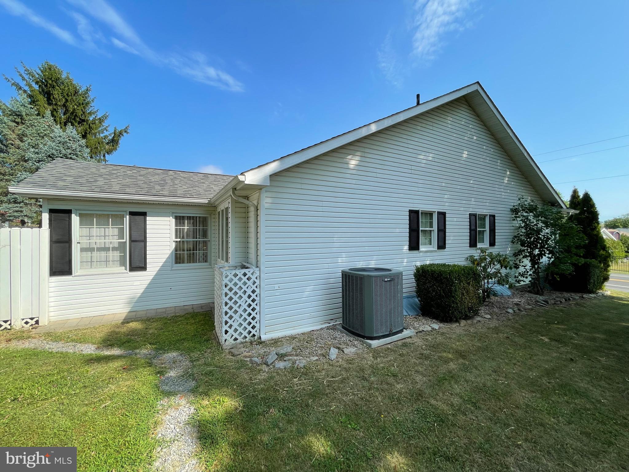 AIRPORT ADDITION - Residential