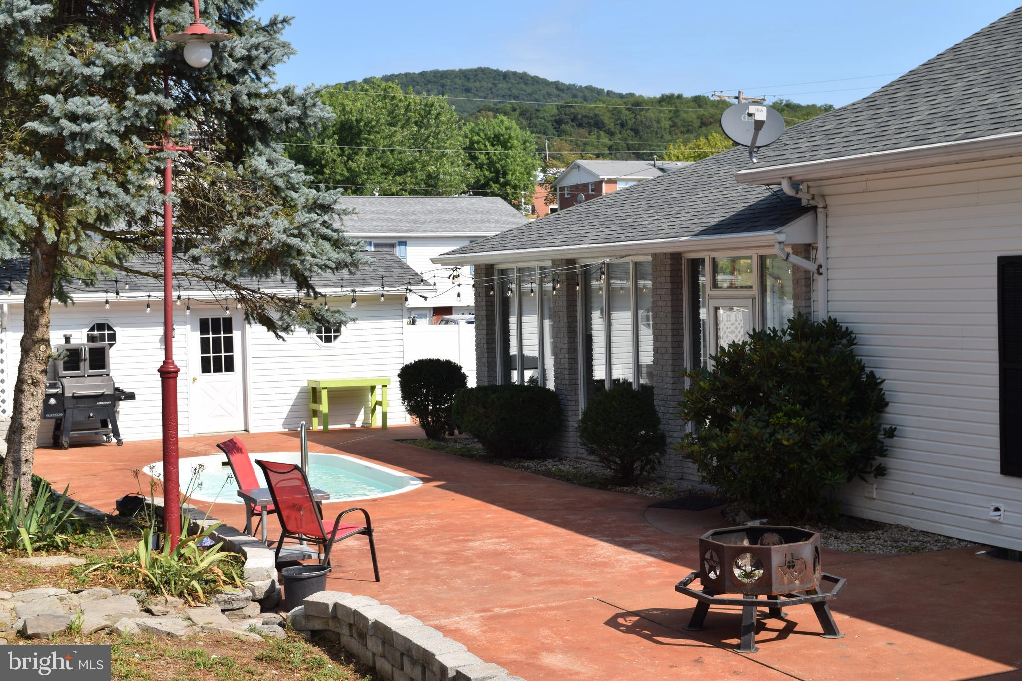 AIRPORT ADDITION - Residential