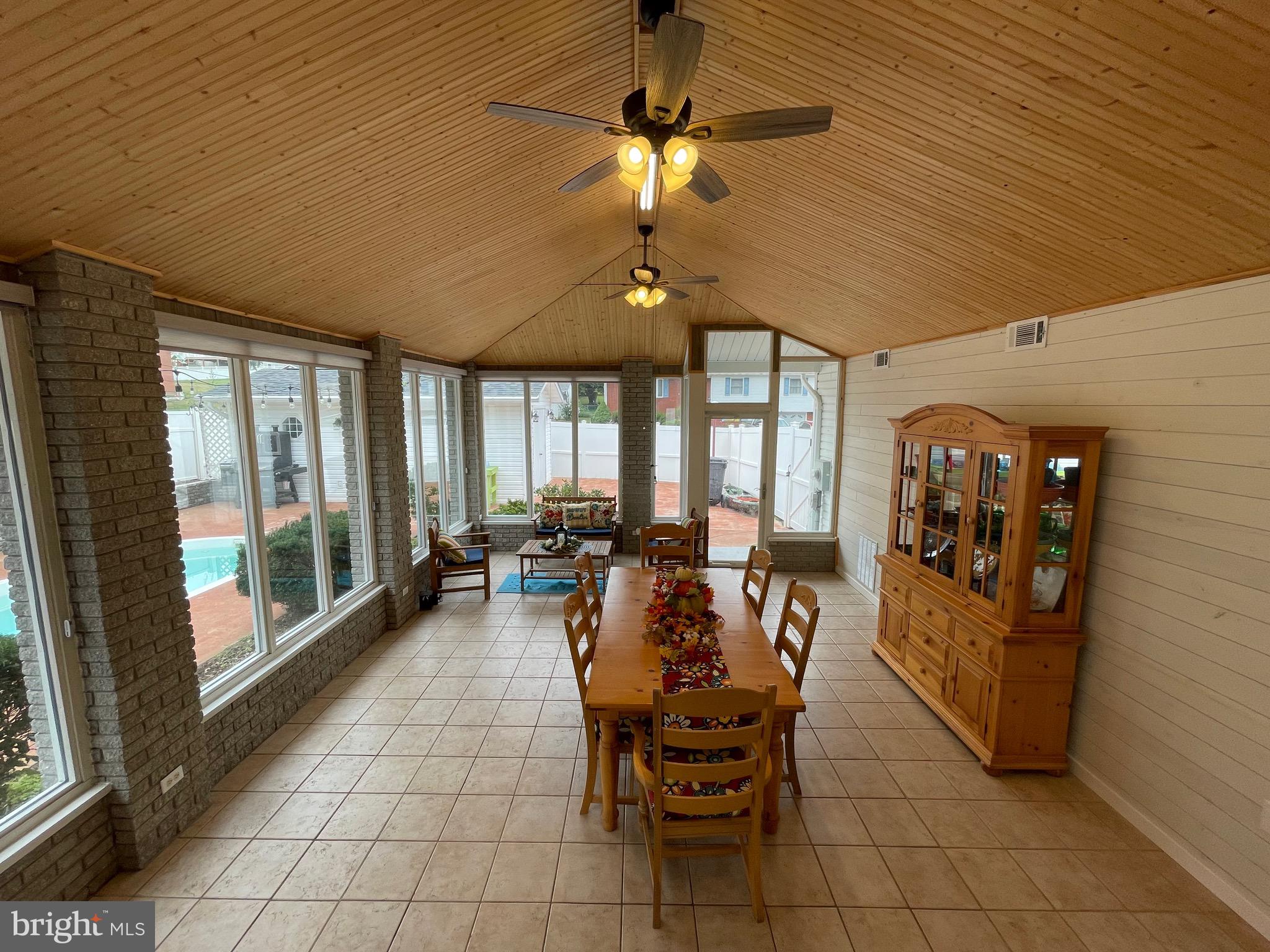 AIRPORT ADDITION - Residential