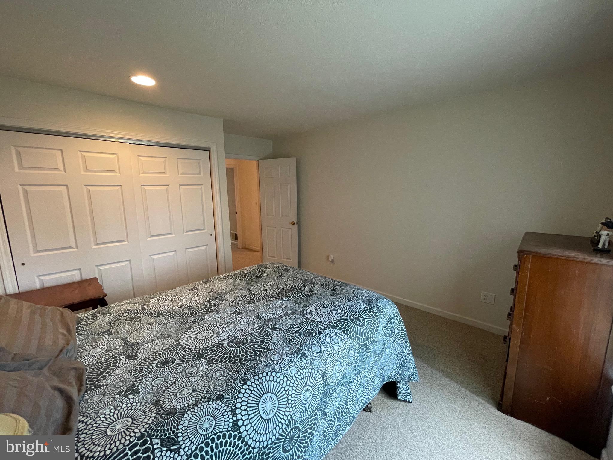 AIRPORT ADDITION - Residential