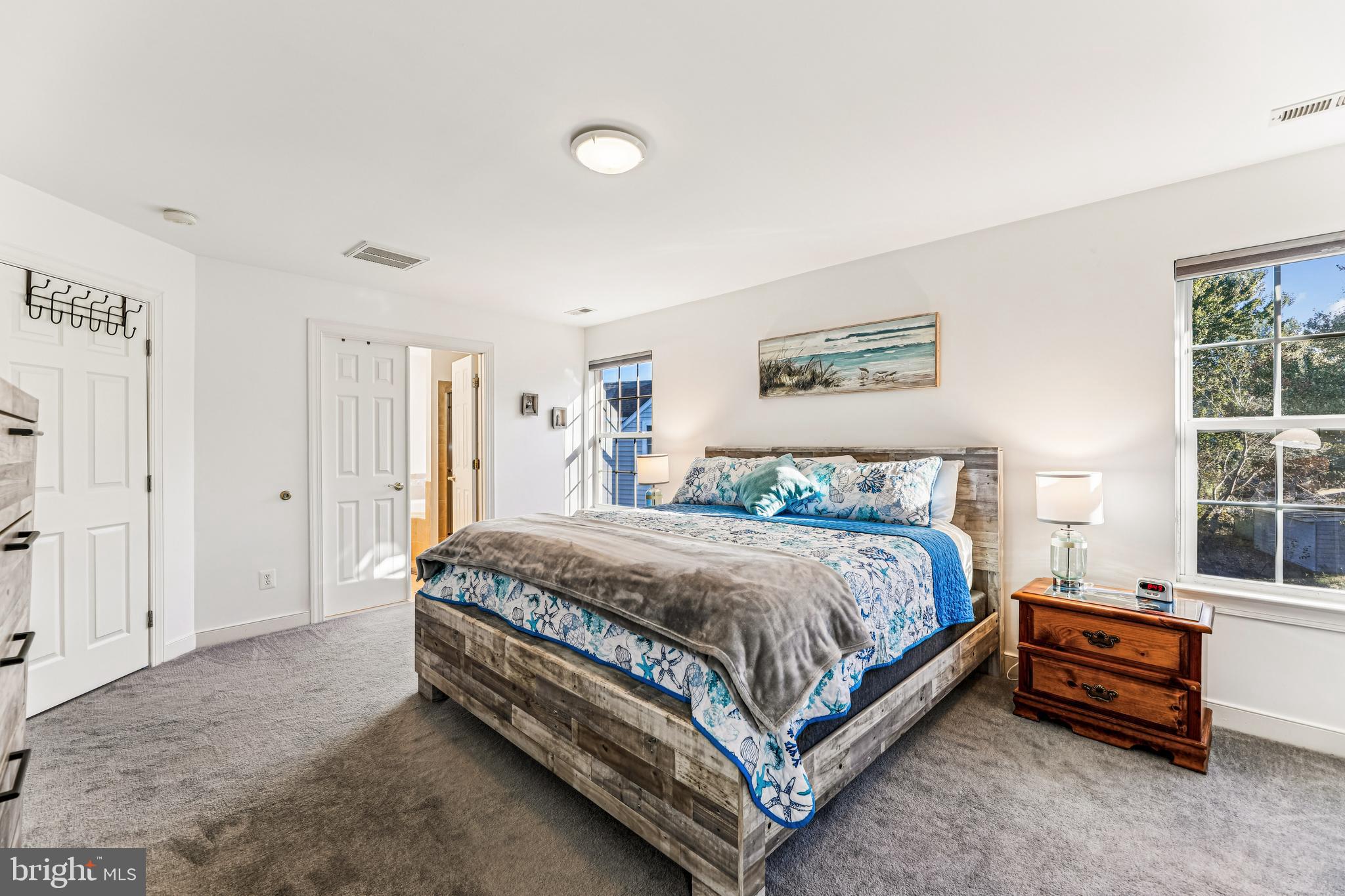 WEDGEFIELD - Residential