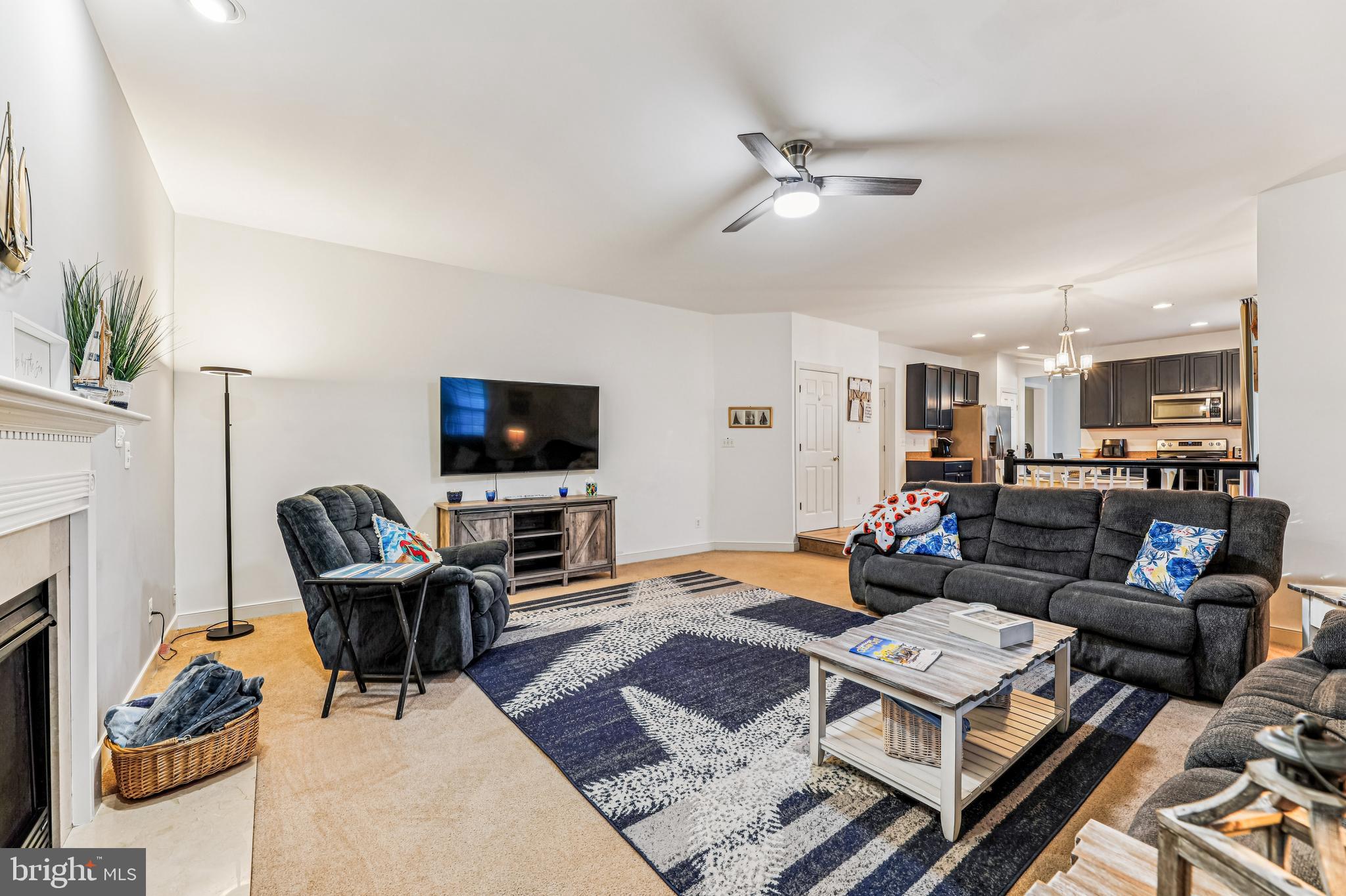 WEDGEFIELD - Residential