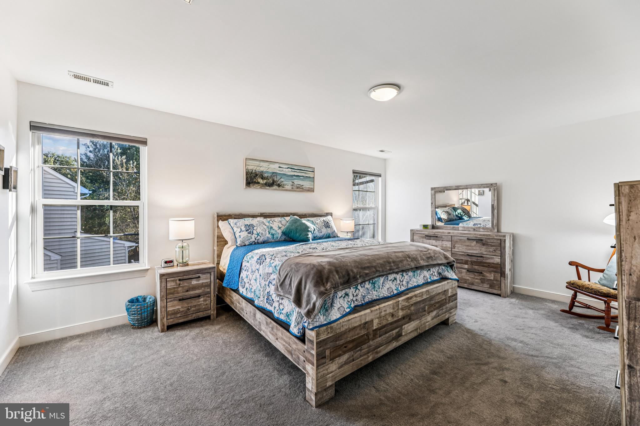 WEDGEFIELD - Residential