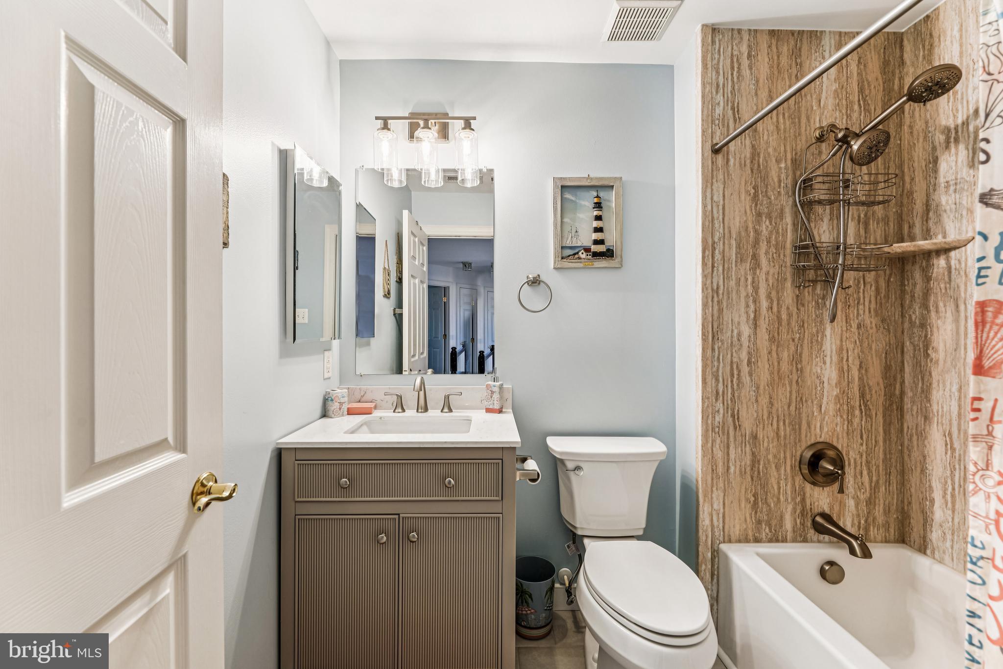 WEDGEFIELD - Residential