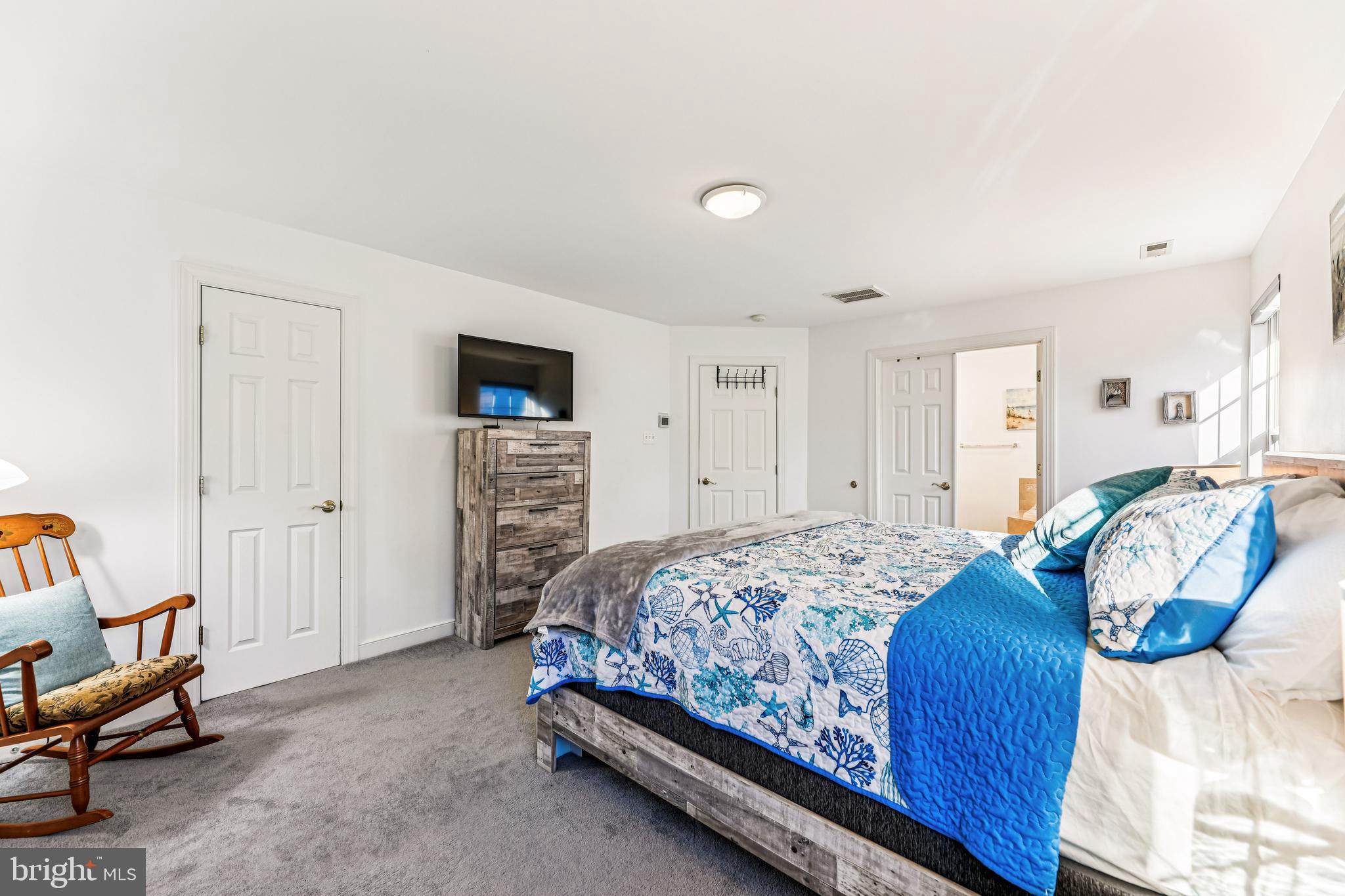 WEDGEFIELD - Residential