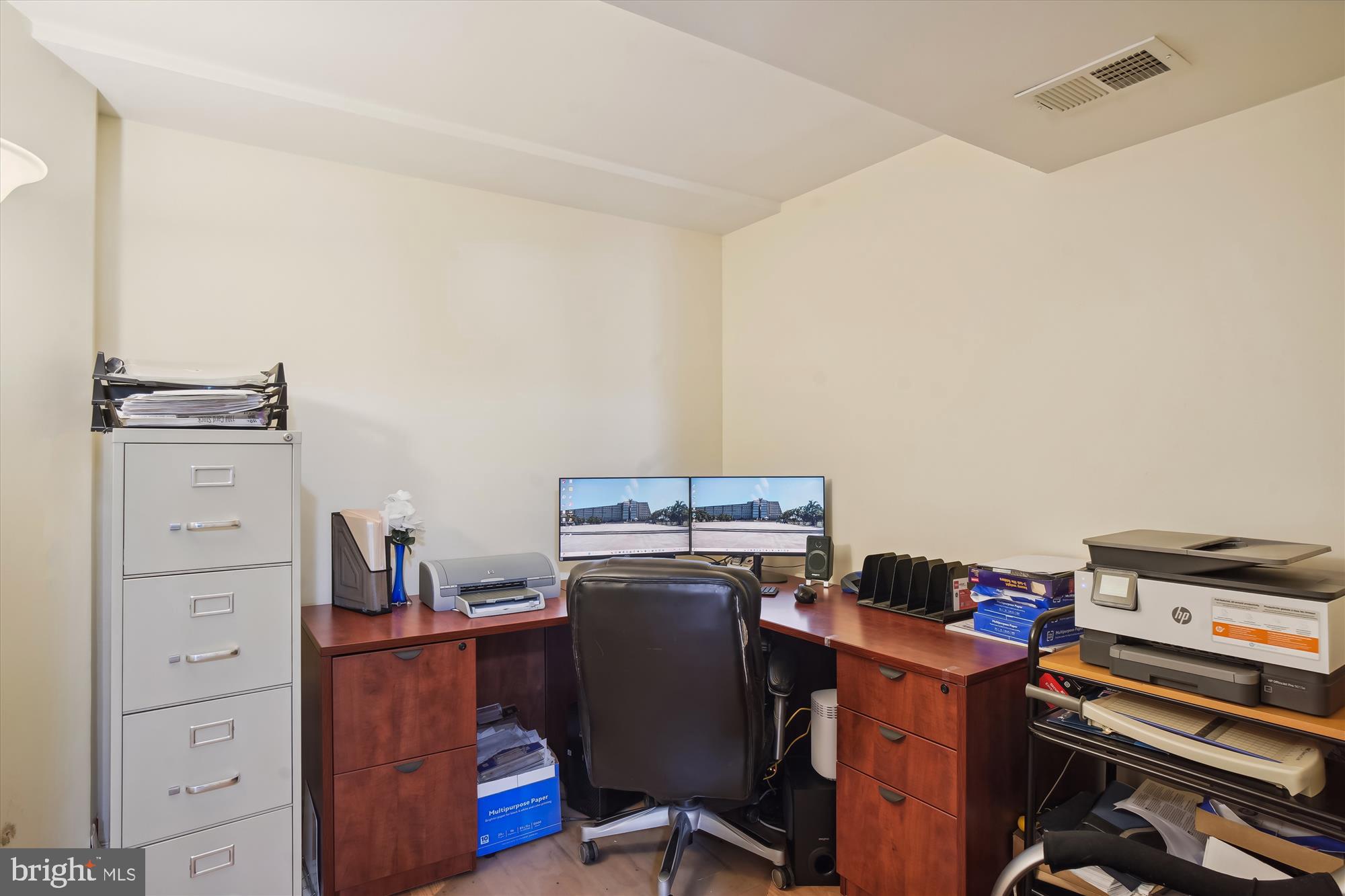 CHARLENE - Residential