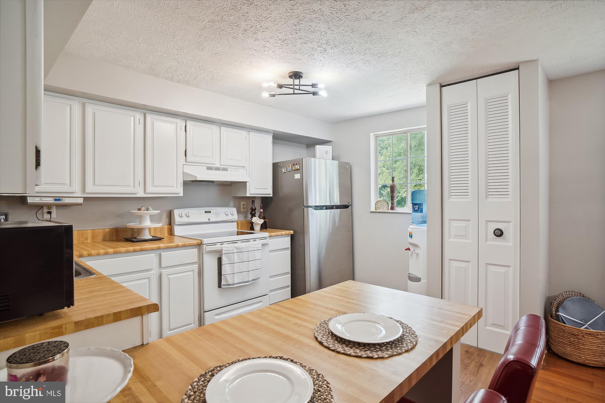 CHARLENE - Residential