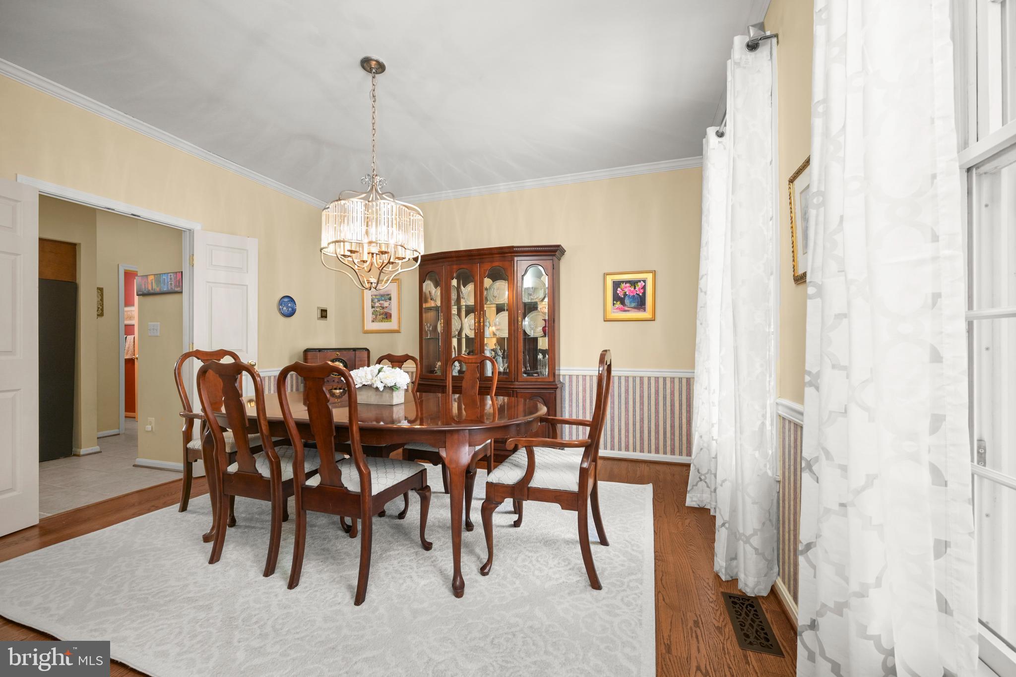 MCKENZIE MEADOWS - Residential