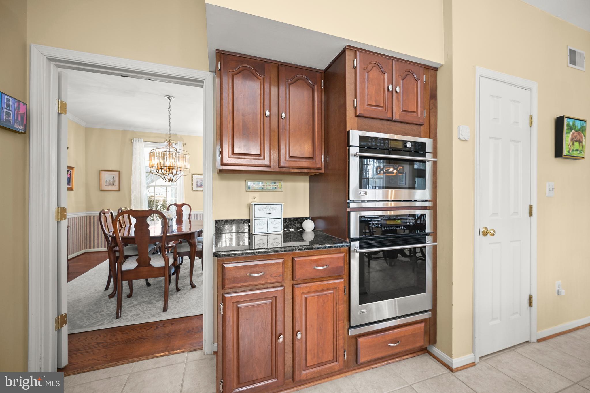 MCKENZIE MEADOWS - Residential