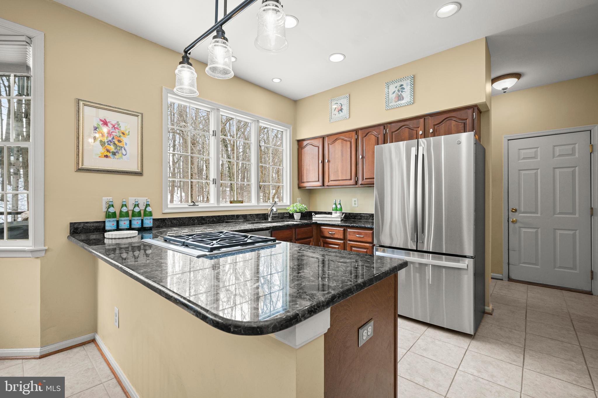 MCKENZIE MEADOWS - Residential