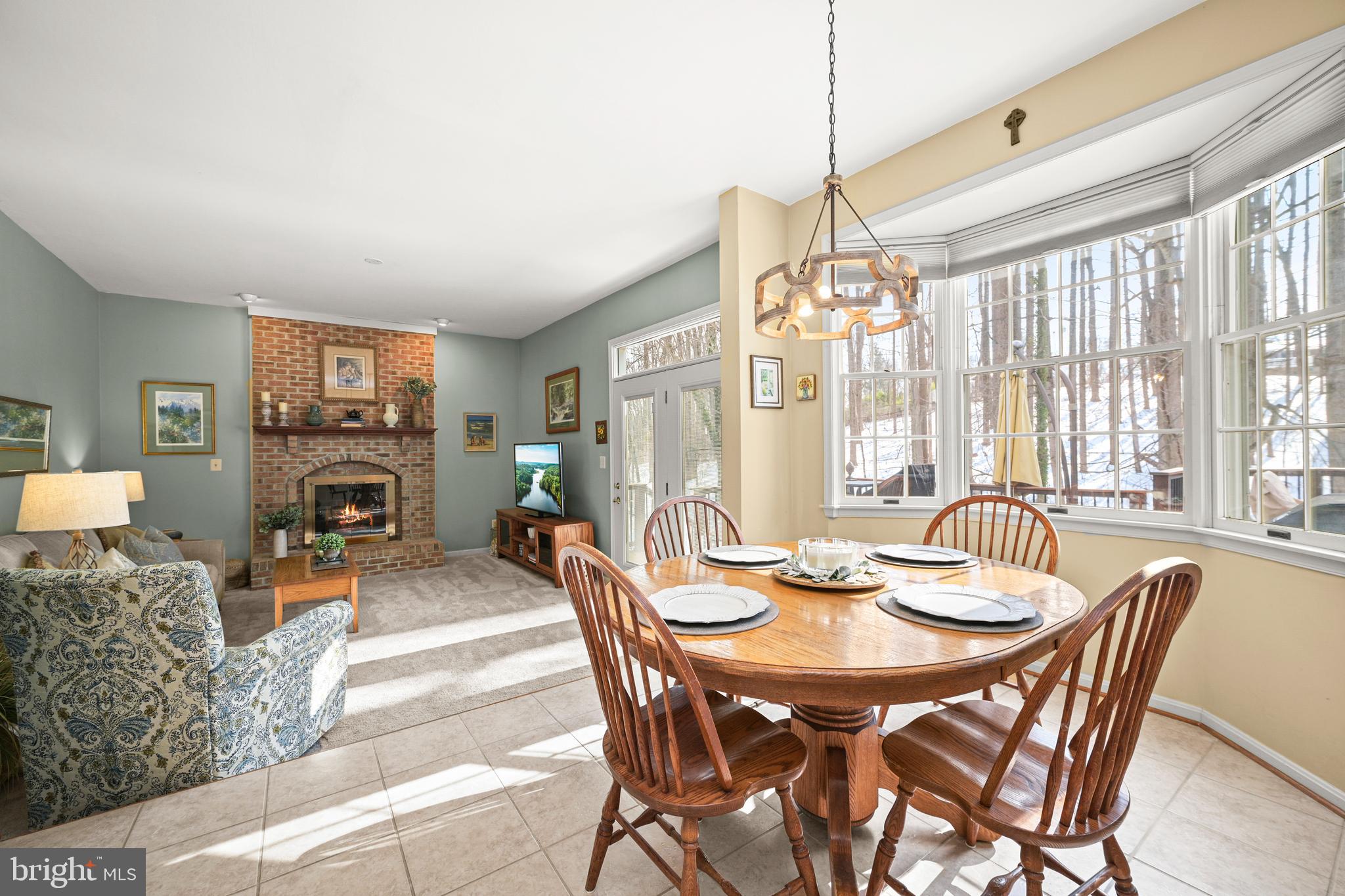 MCKENZIE MEADOWS - Residential