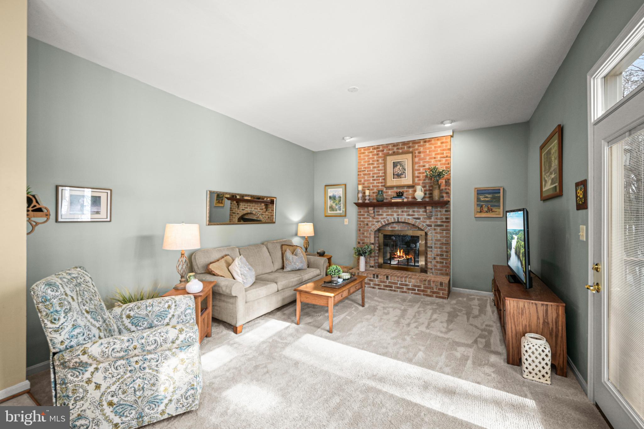 MCKENZIE MEADOWS - Residential