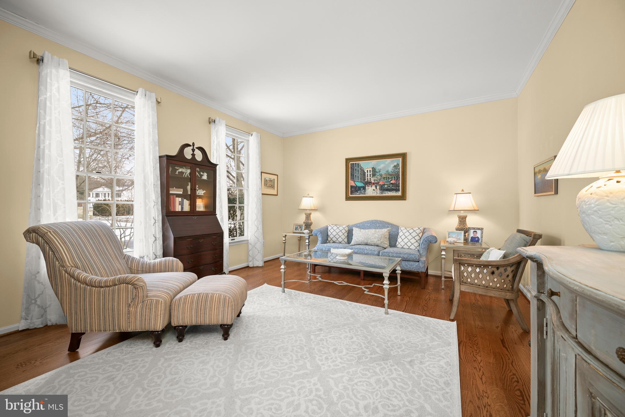 MCKENZIE MEADOWS - Residential