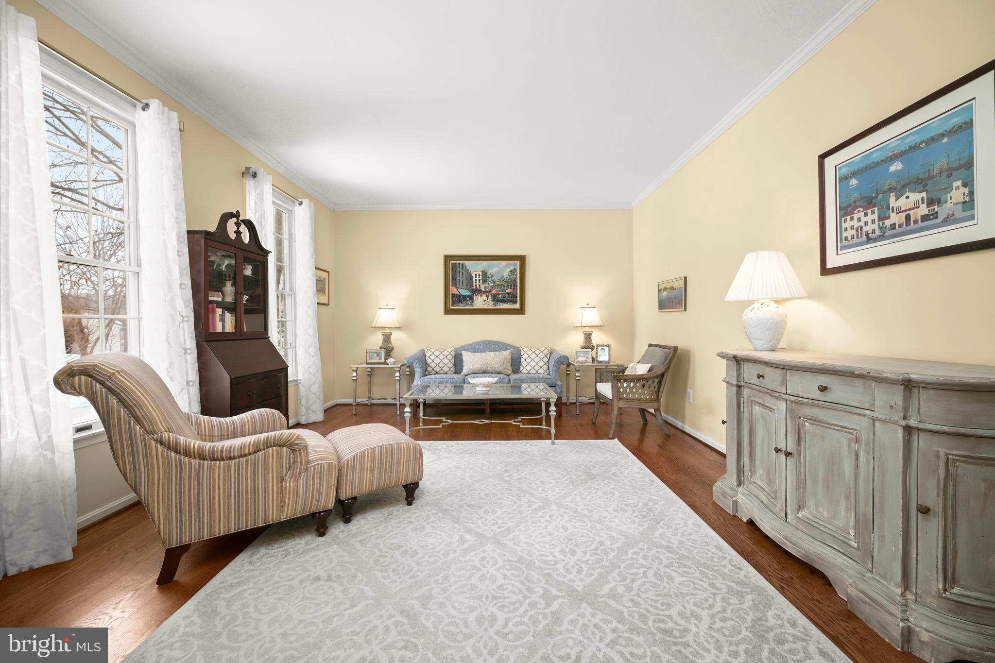 MCKENZIE MEADOWS - Residential