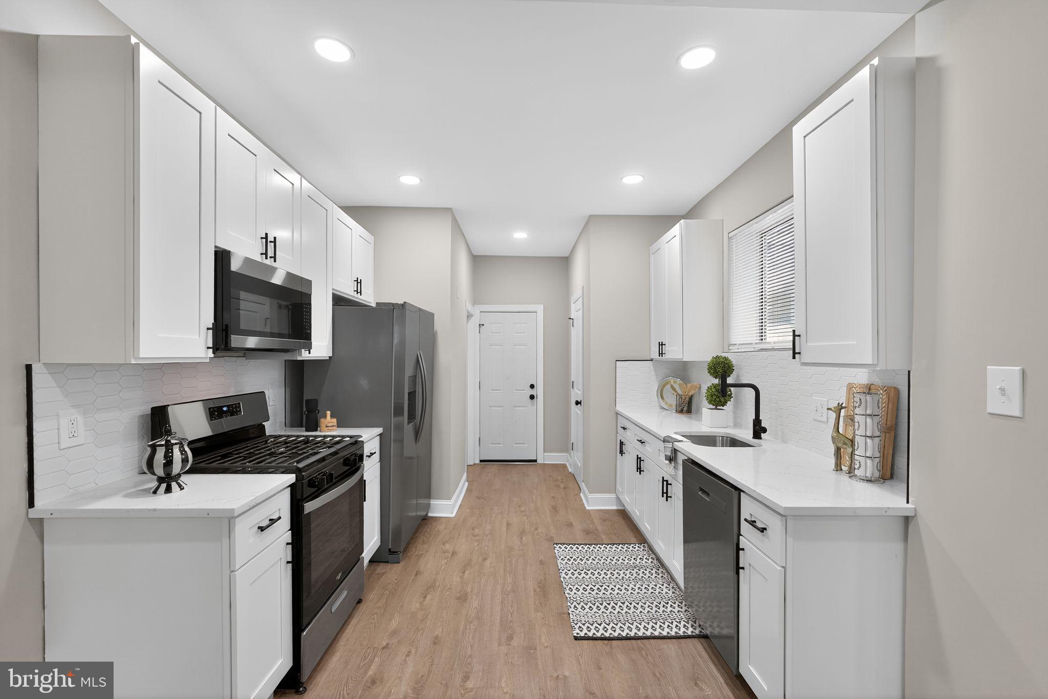 MILL CREEK - Residential