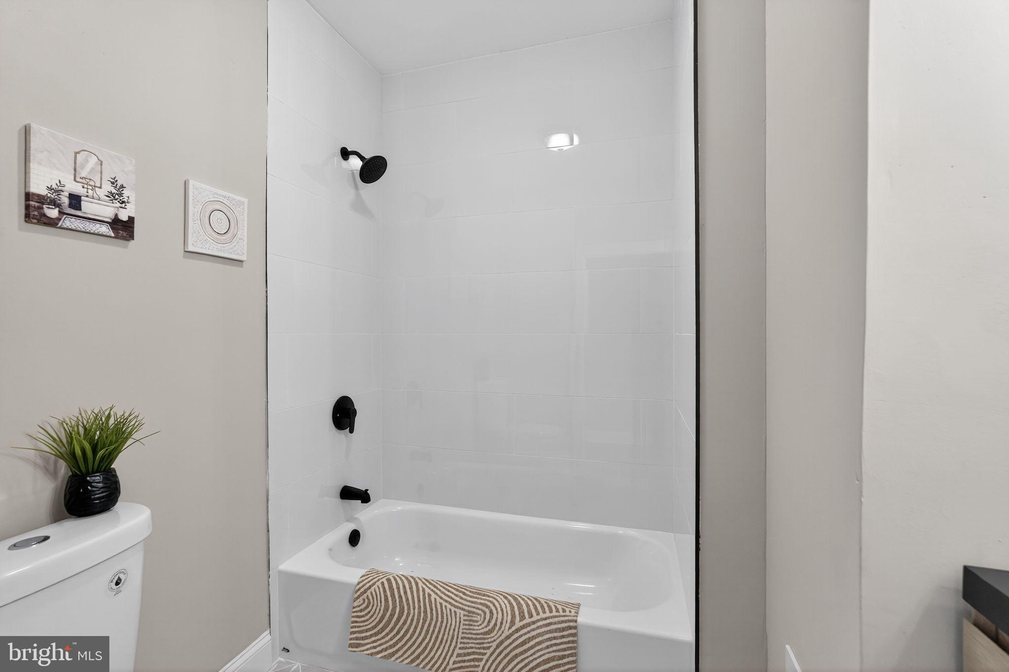 MILL CREEK - Residential