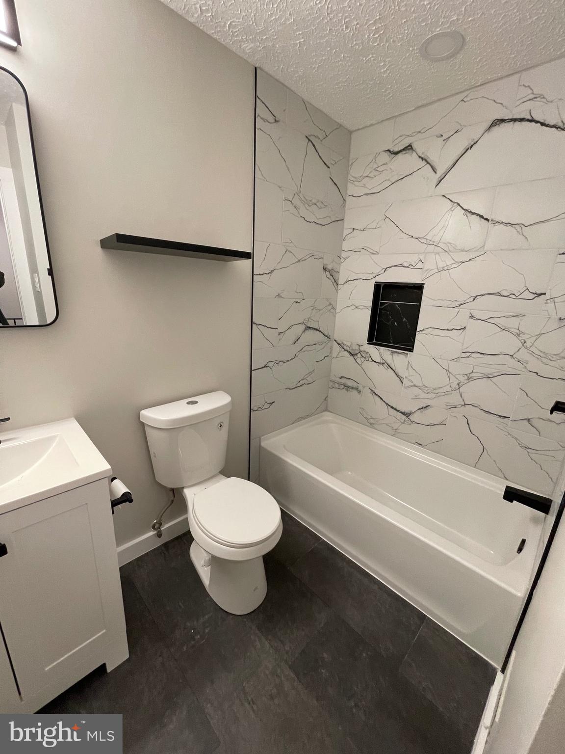 BONIWOOD - Residential Lease