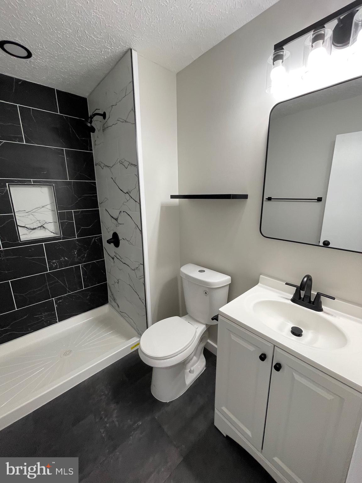 BONIWOOD - Residential Lease