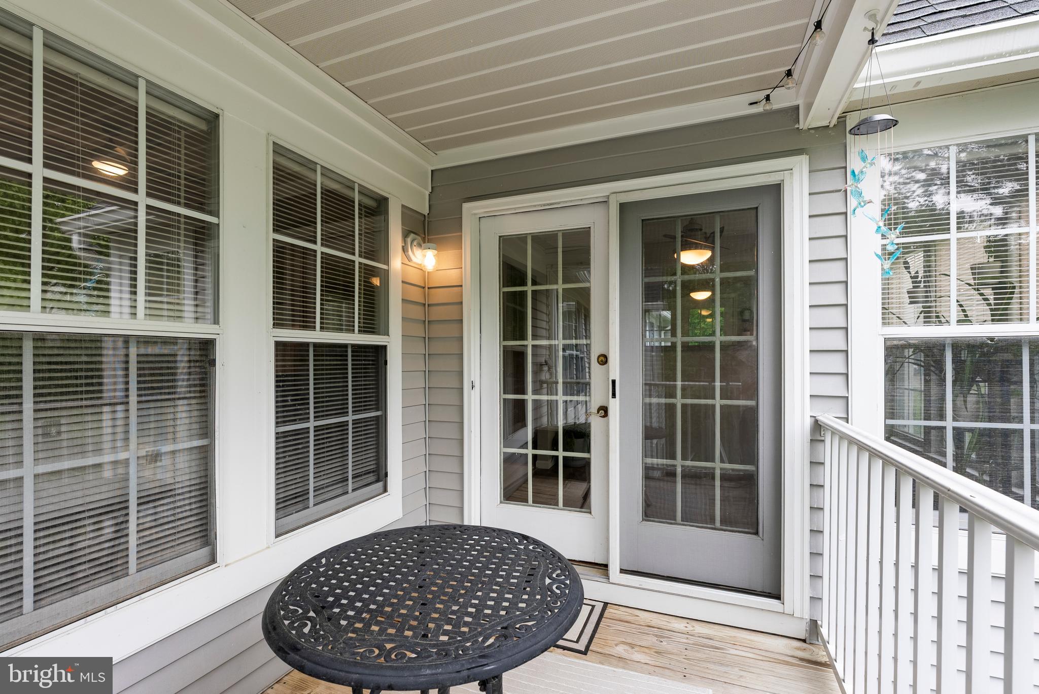 BRENTWOOD MANOR - Residential