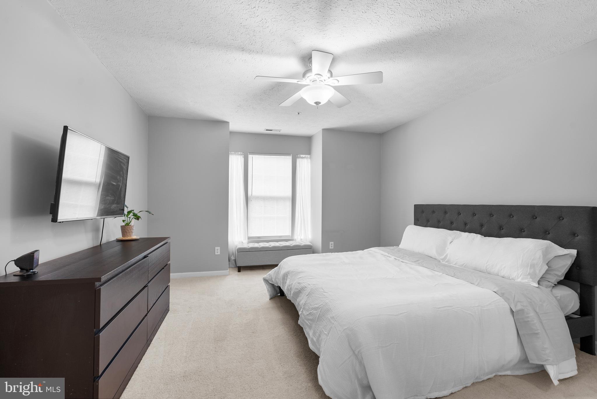 BRENTWOOD MANOR - Residential